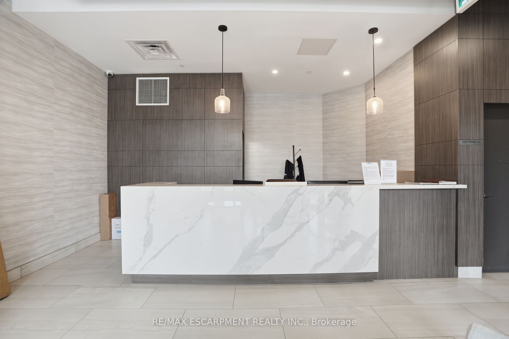 550 North Service Road 1201, Grimsby, ON L3M 0H9 photo 5