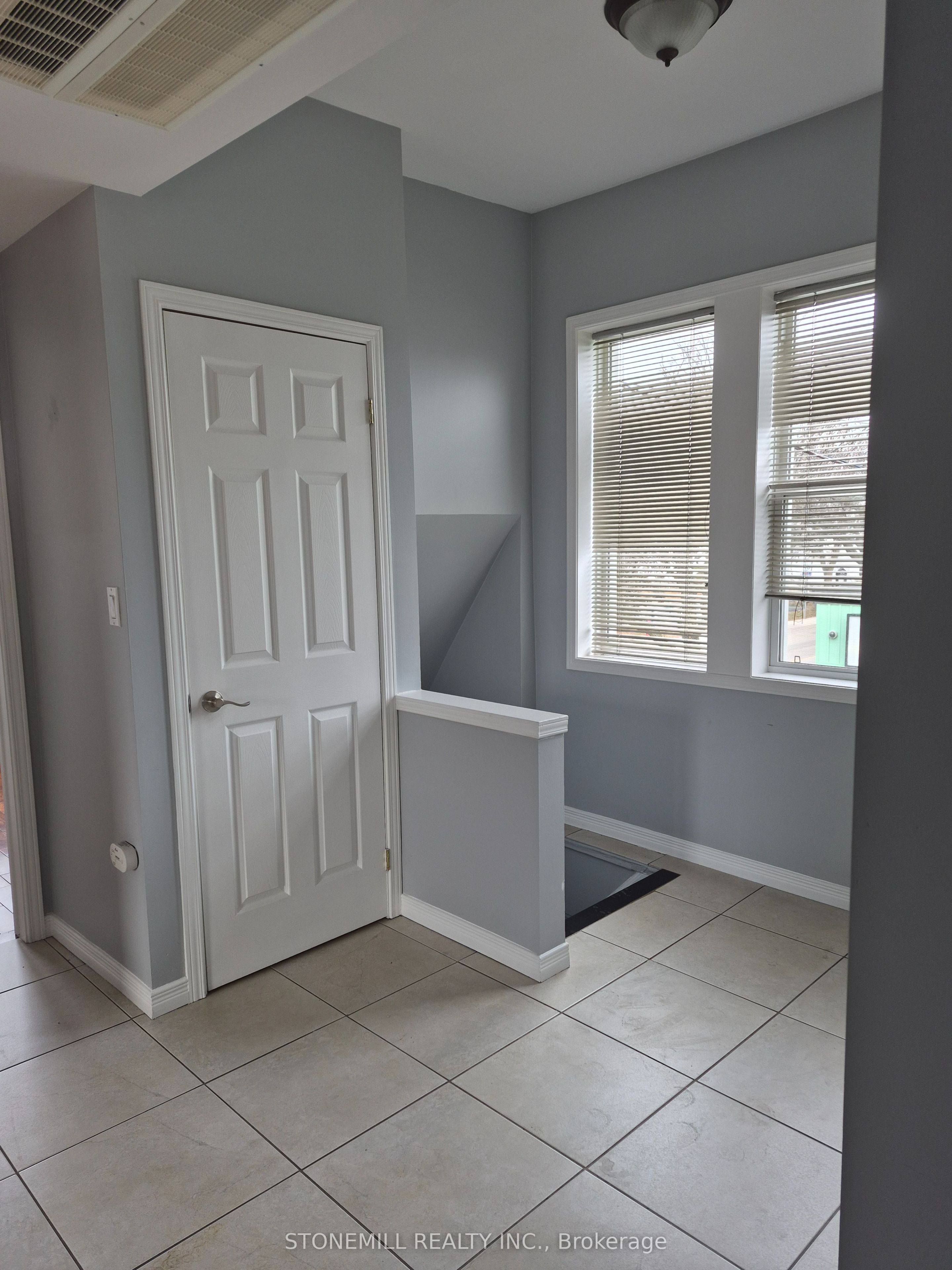148 Ottawa Street N 2, Hamilton, ON L8H 3Z3 photo 5
