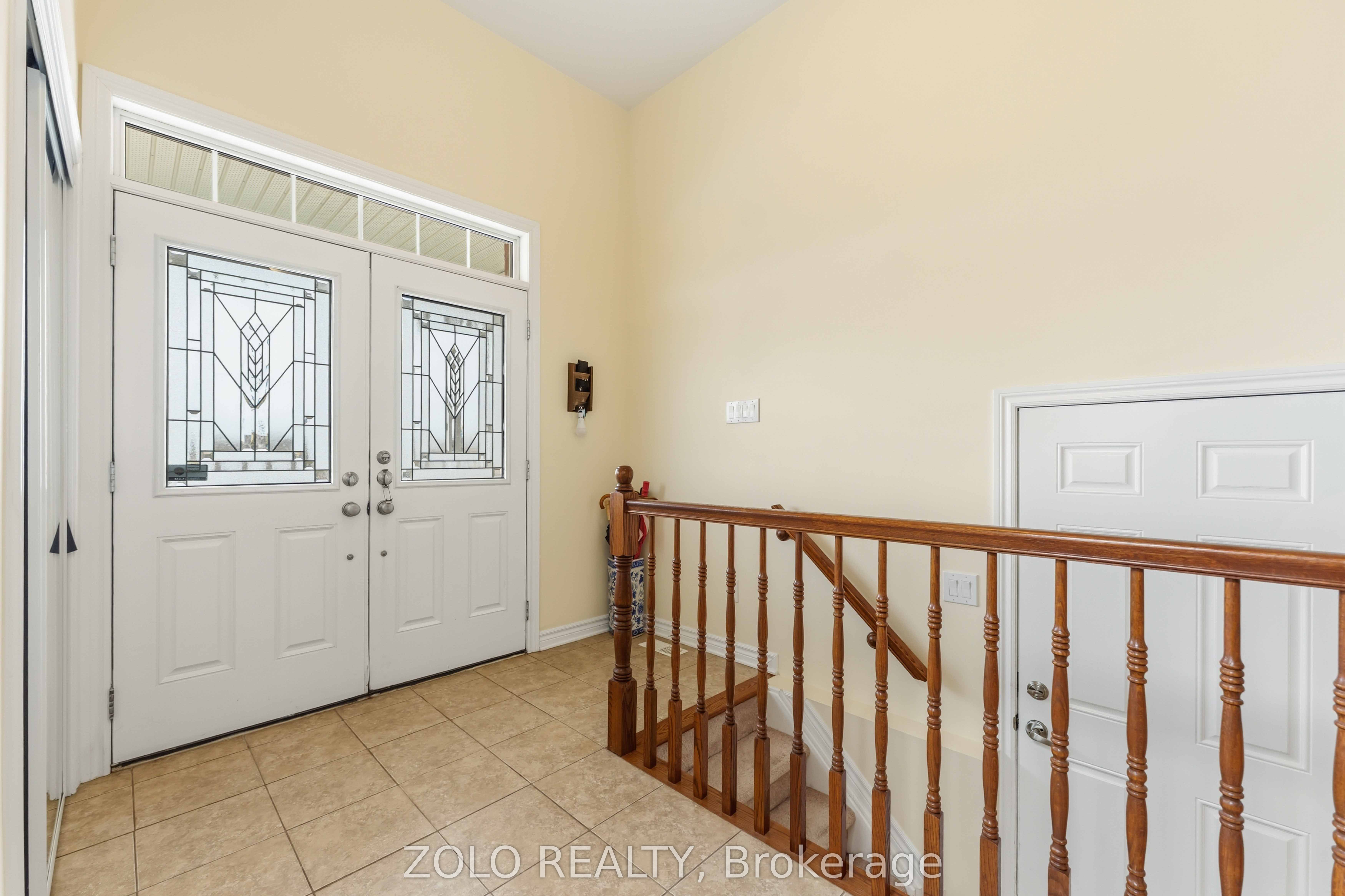 3566 Cambrian Road, Barrhaven, ON K2J 0T6 photo 2