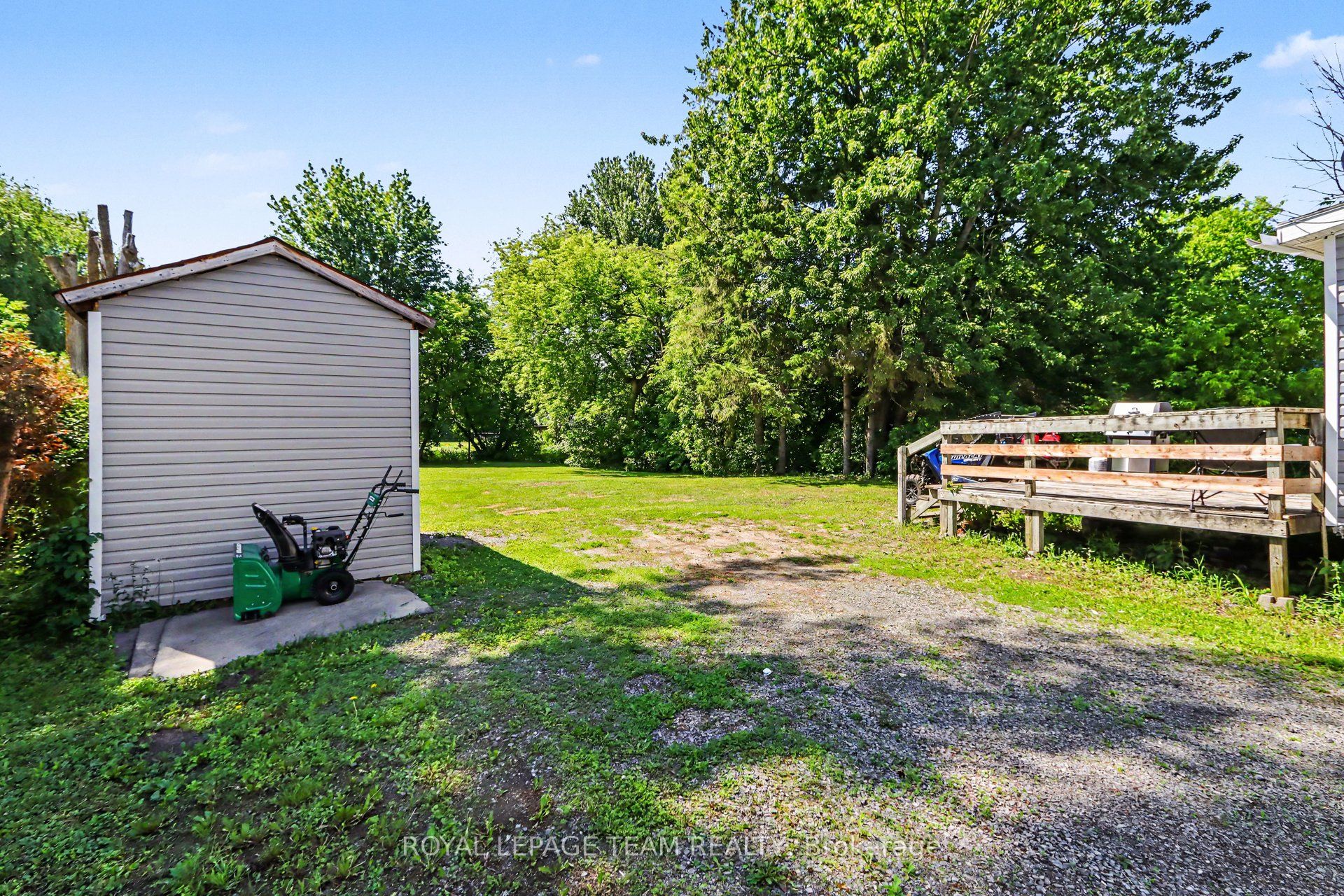 10486 Clark Road, North Dundas, ON K0E 1S0 photo 3