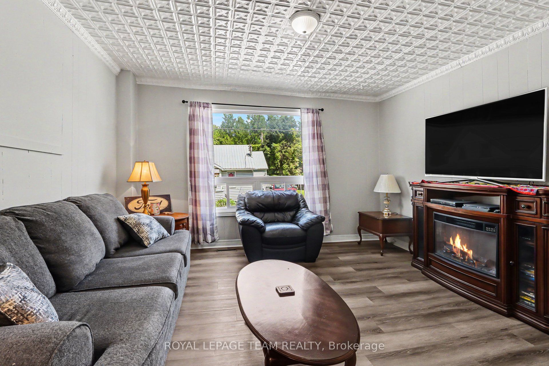 10486 Clark Road, North Dundas, ON K0E 1S0 photo 5
