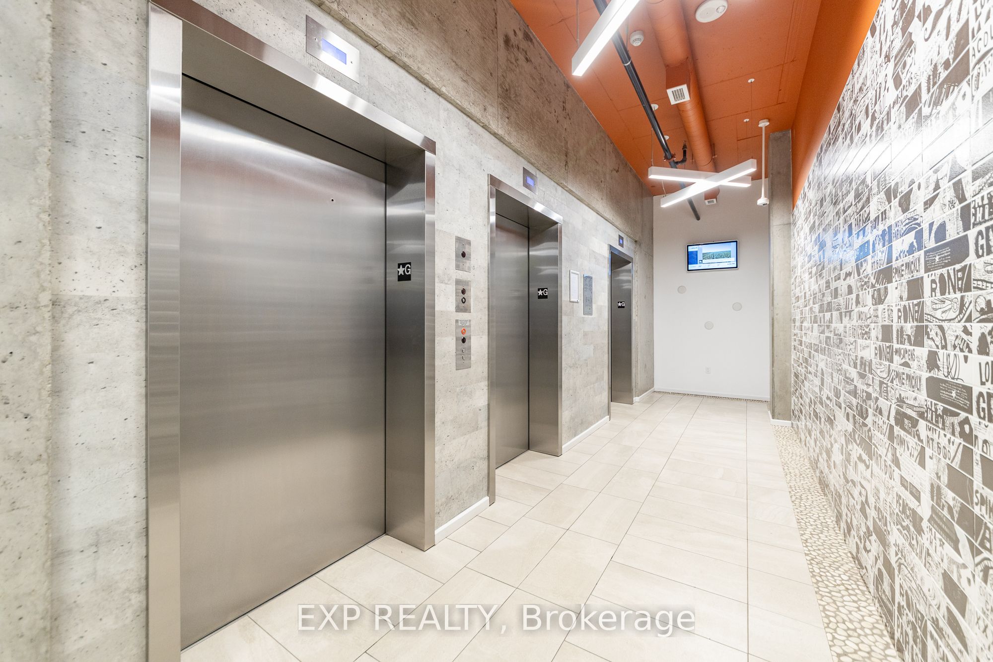 105 Champagne Avenue N 2709, Dows Lake - Civic Hospital and Area, ON K1S 5E5 photo 4