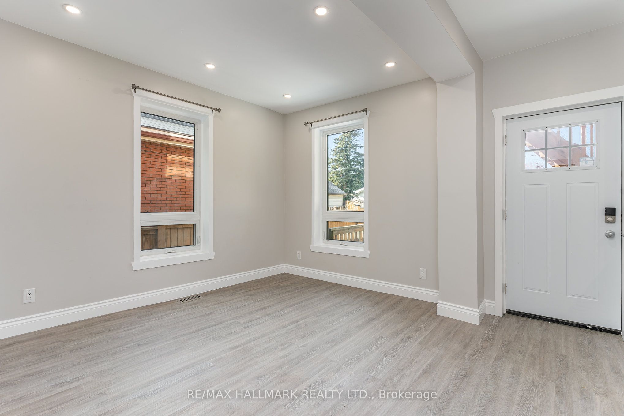 291 Emerald Street N MAIN, Hamilton, ON L8L 5L2 photo 4