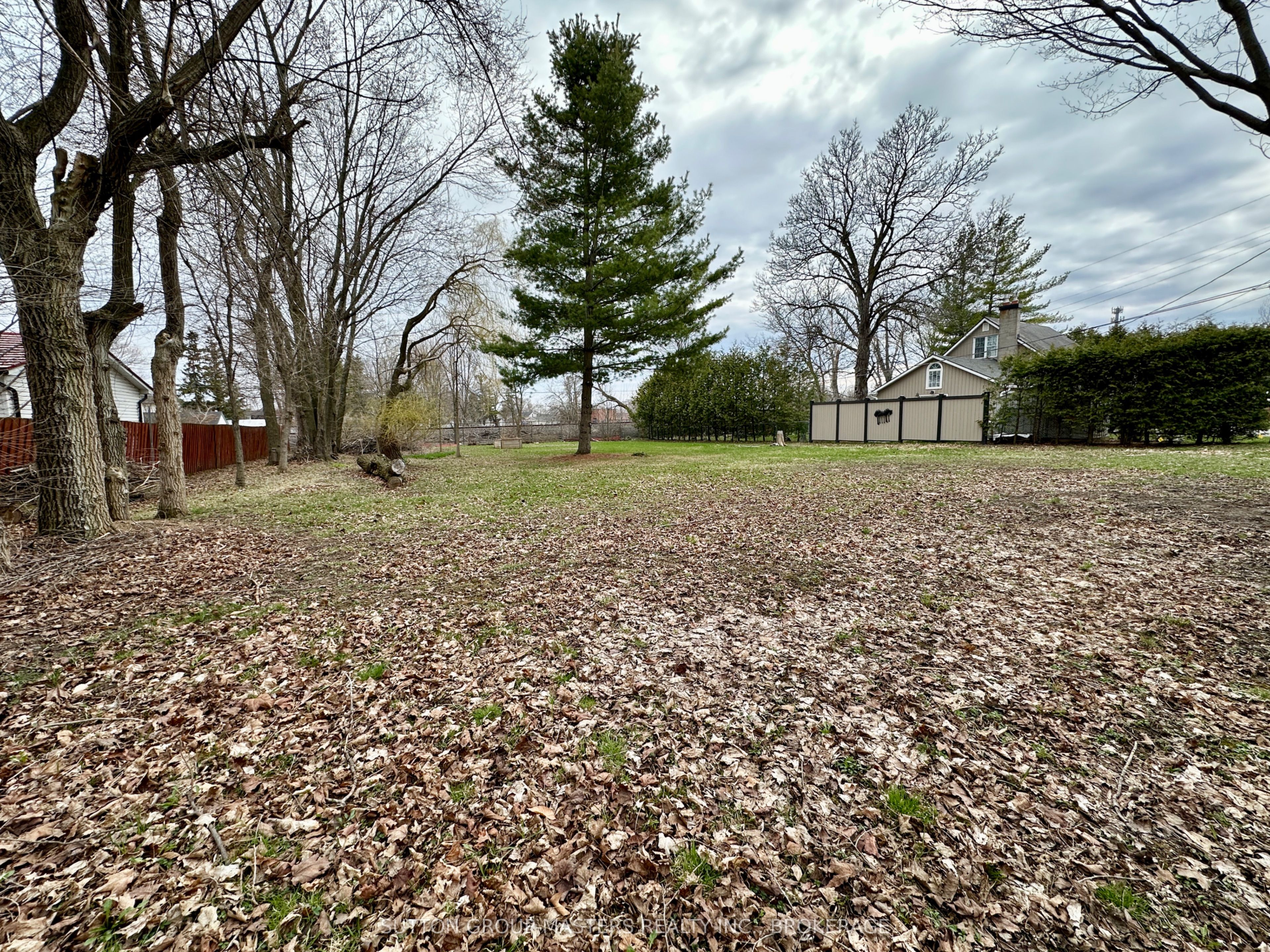 1666 Victoria Street, Kingston, ON K7M 5H3 photo 2