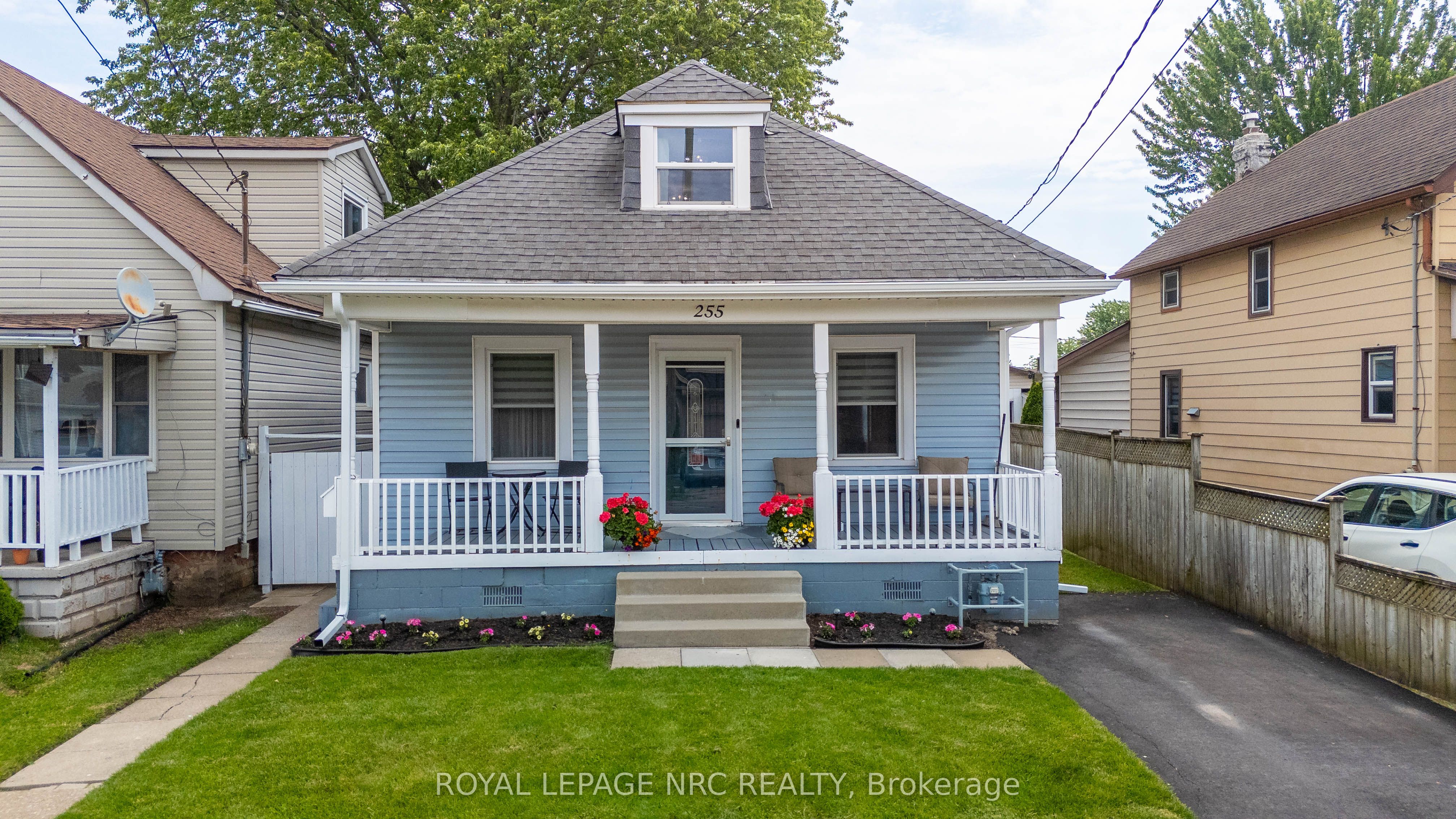 255 Deere Street, Welland, ON L3B 2L9 photo 2