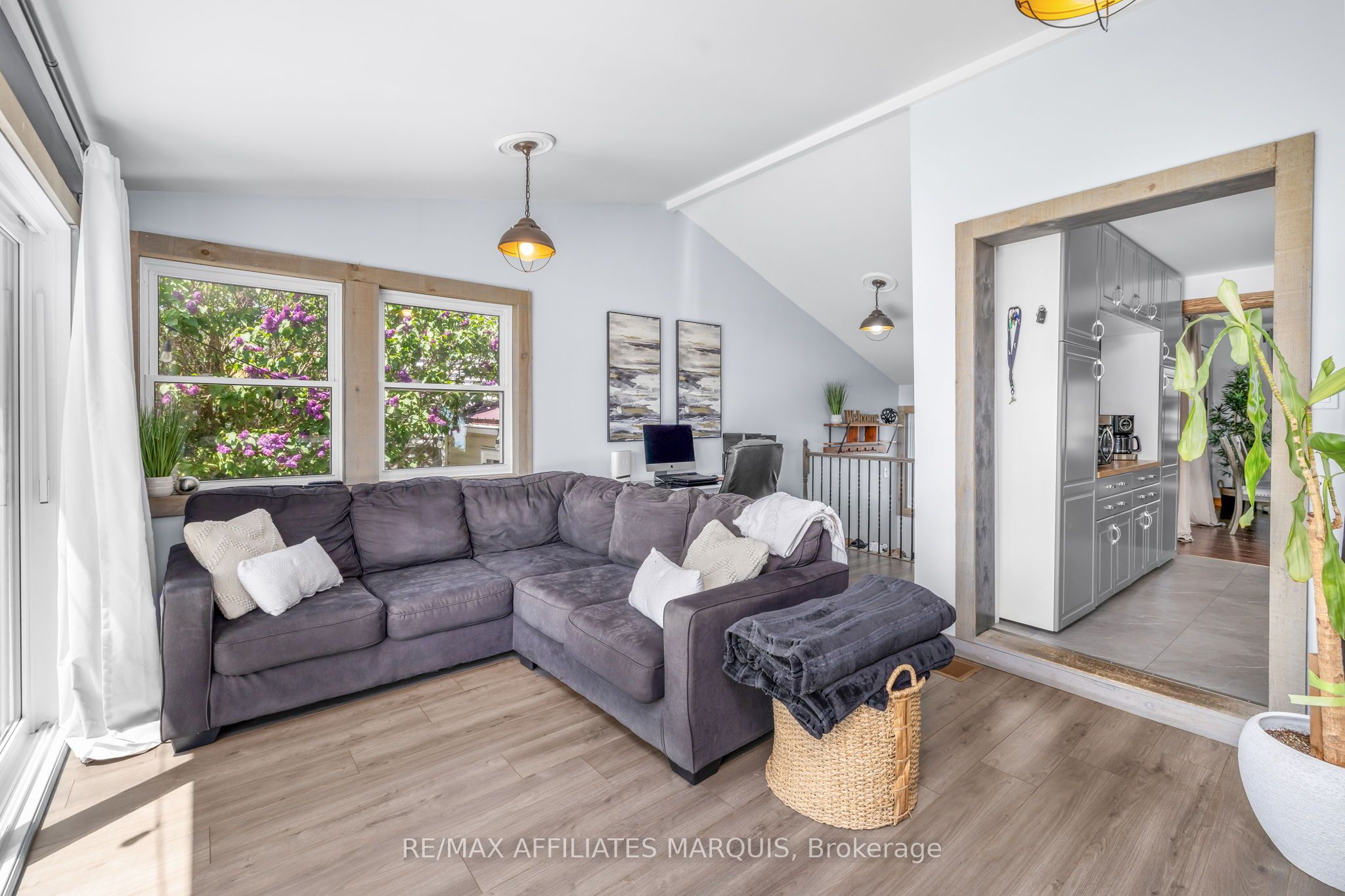 120 Queen Street, Smiths Falls, ON K7A 3N6 photo 5