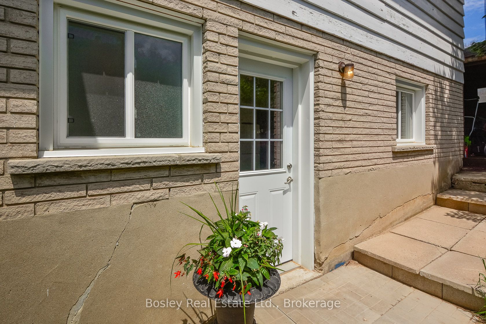 5 Algoma Drive, Guelph, ON N1E 1C8 photo 2