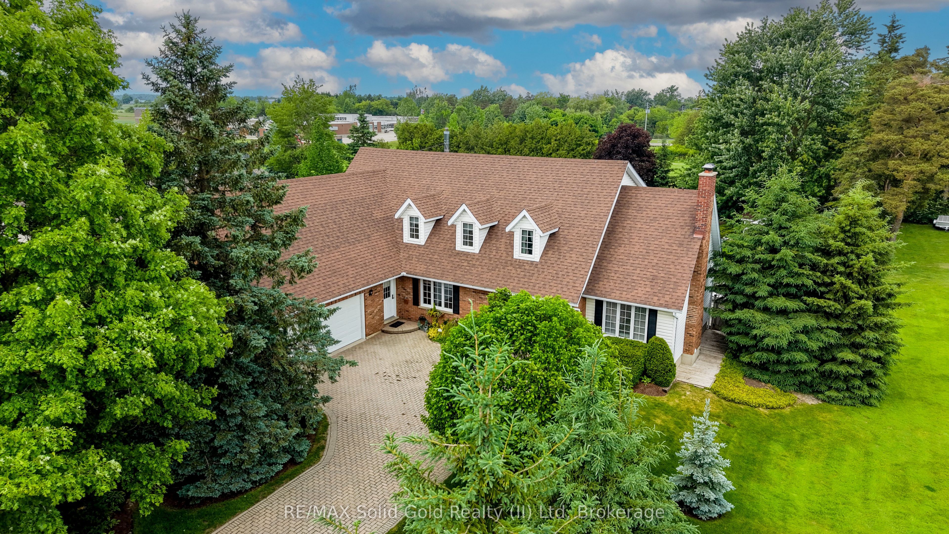 11 Lorraine Drive, Wellesley, ON N0B 2A0