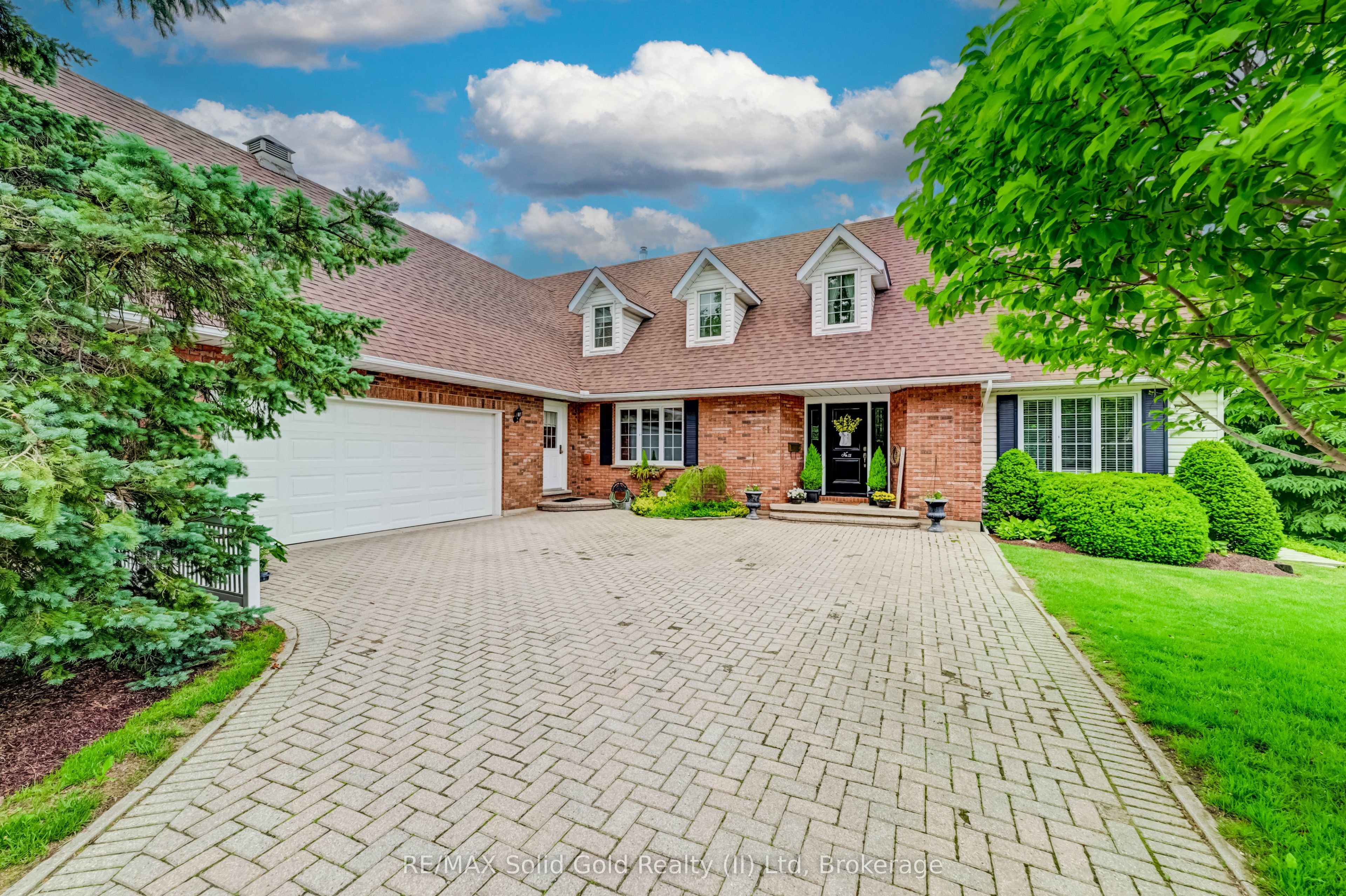 11 Lorraine Drive, Wellesley, ON N0B 2A0 photo 2