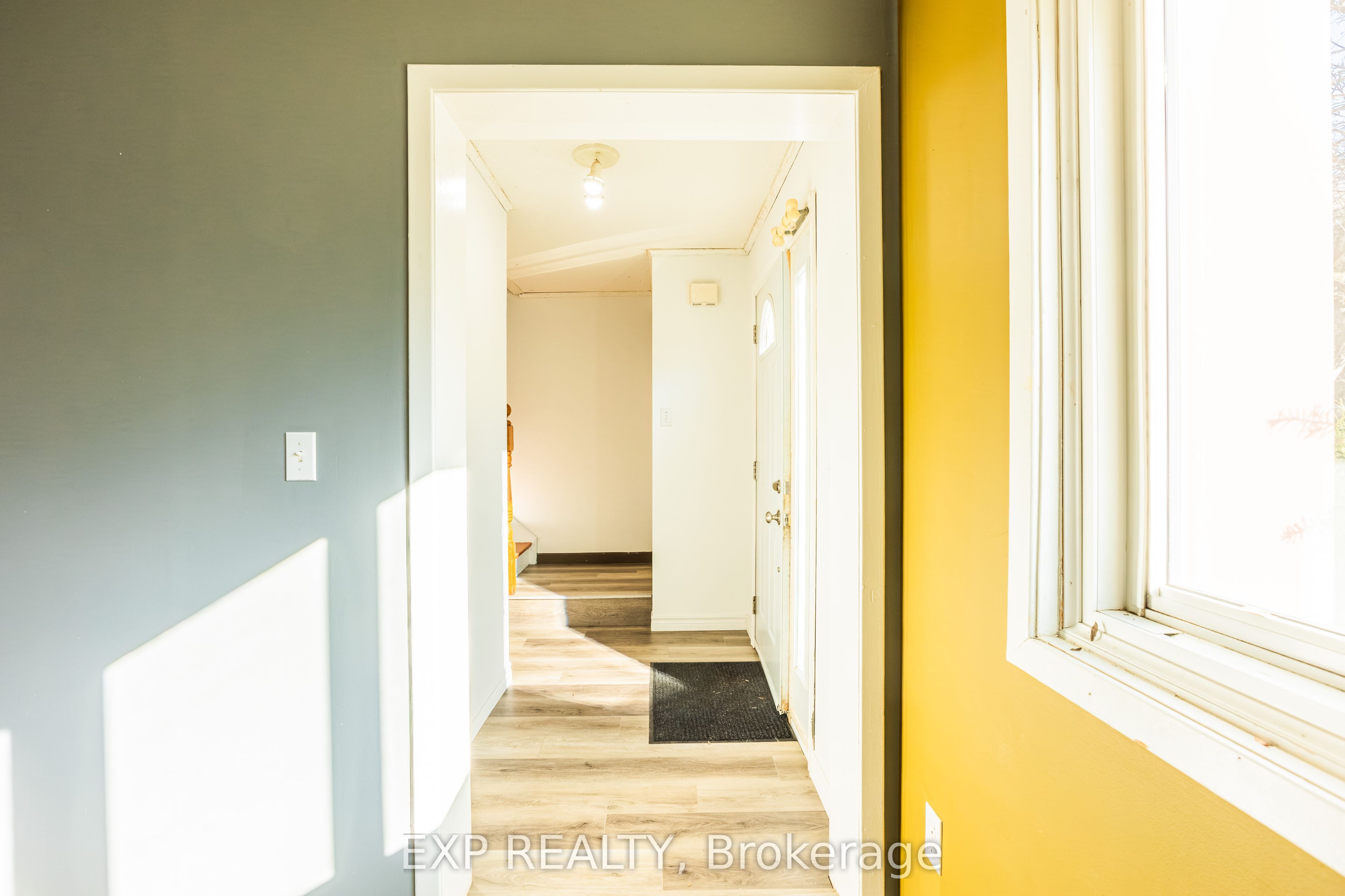 121 University Avenue E 102, Waterloo, ON N2J 4J1 photo 3