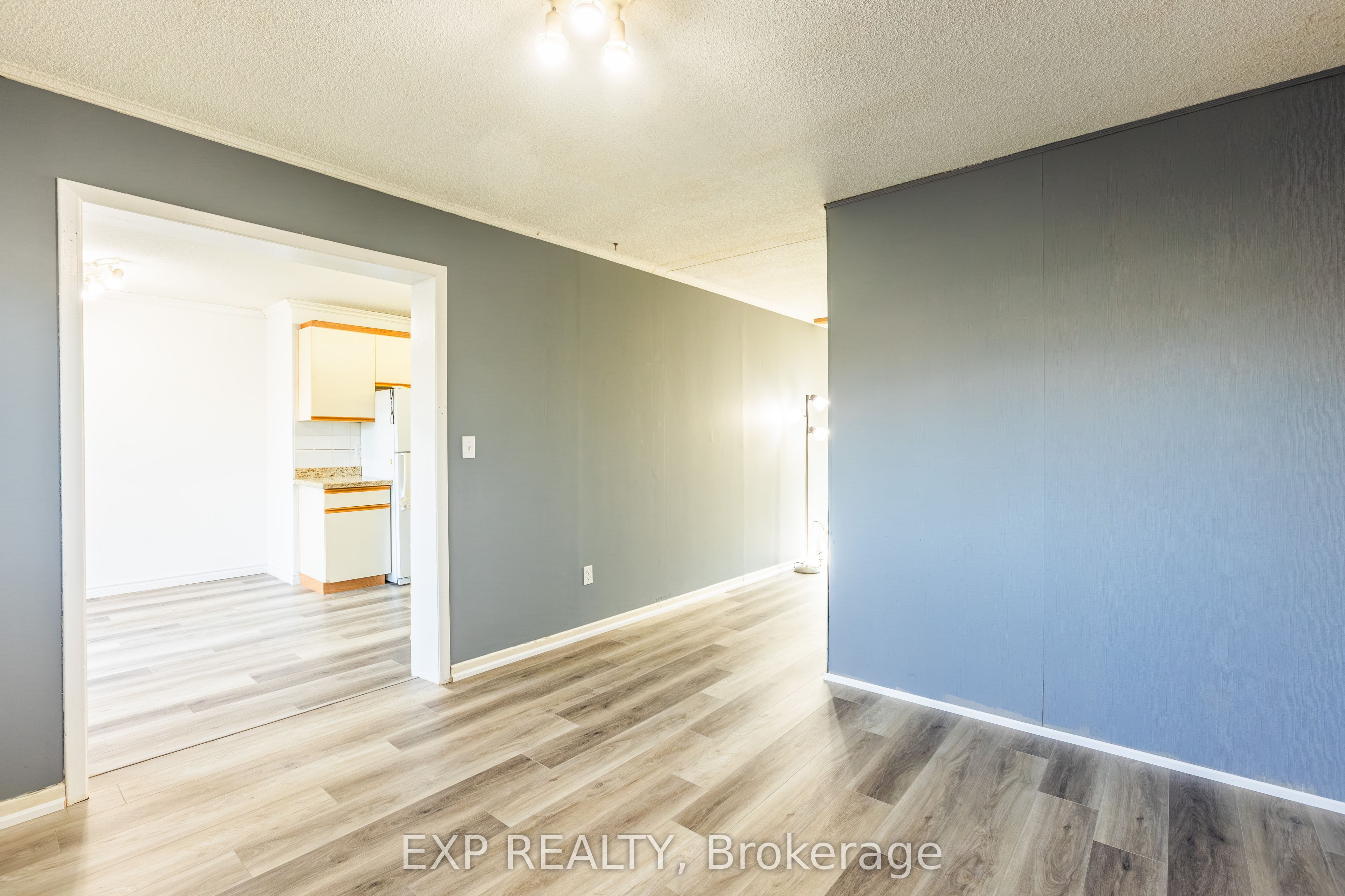 121 University Avenue E 102, Waterloo, ON N2J 4J1 photo 5
