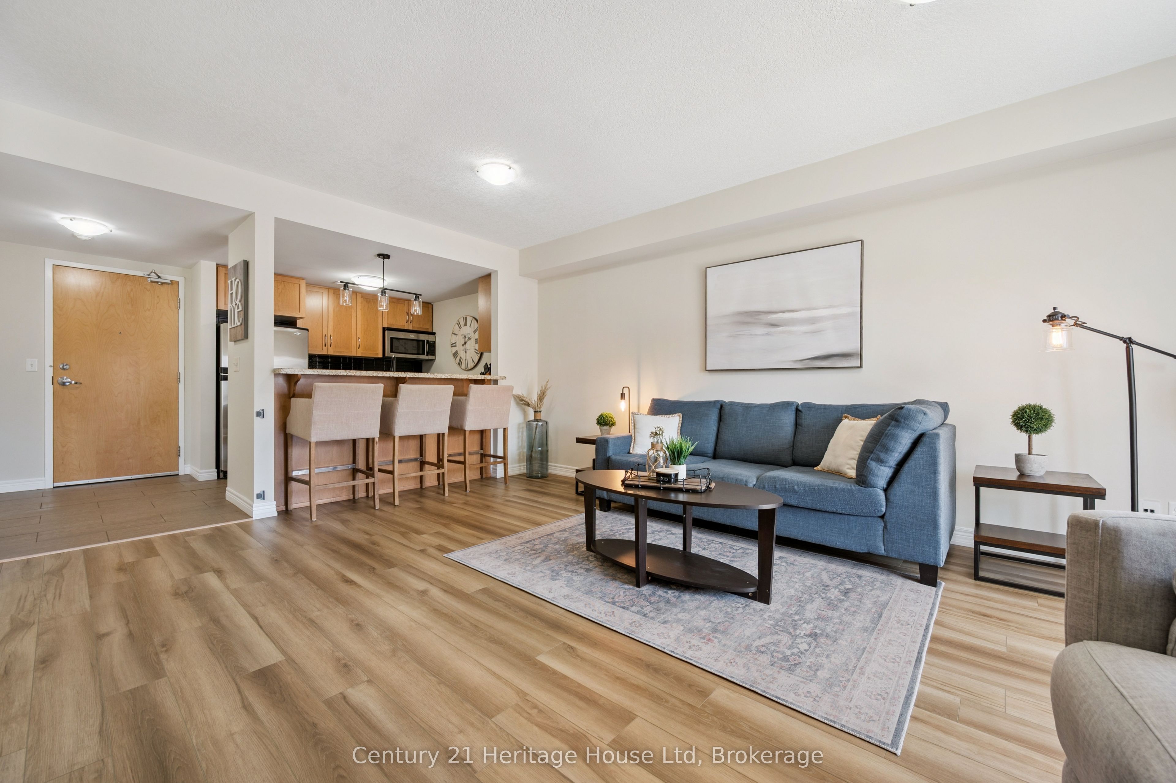 901 Paisley Road 207, Guelph, ON N1K 0A7