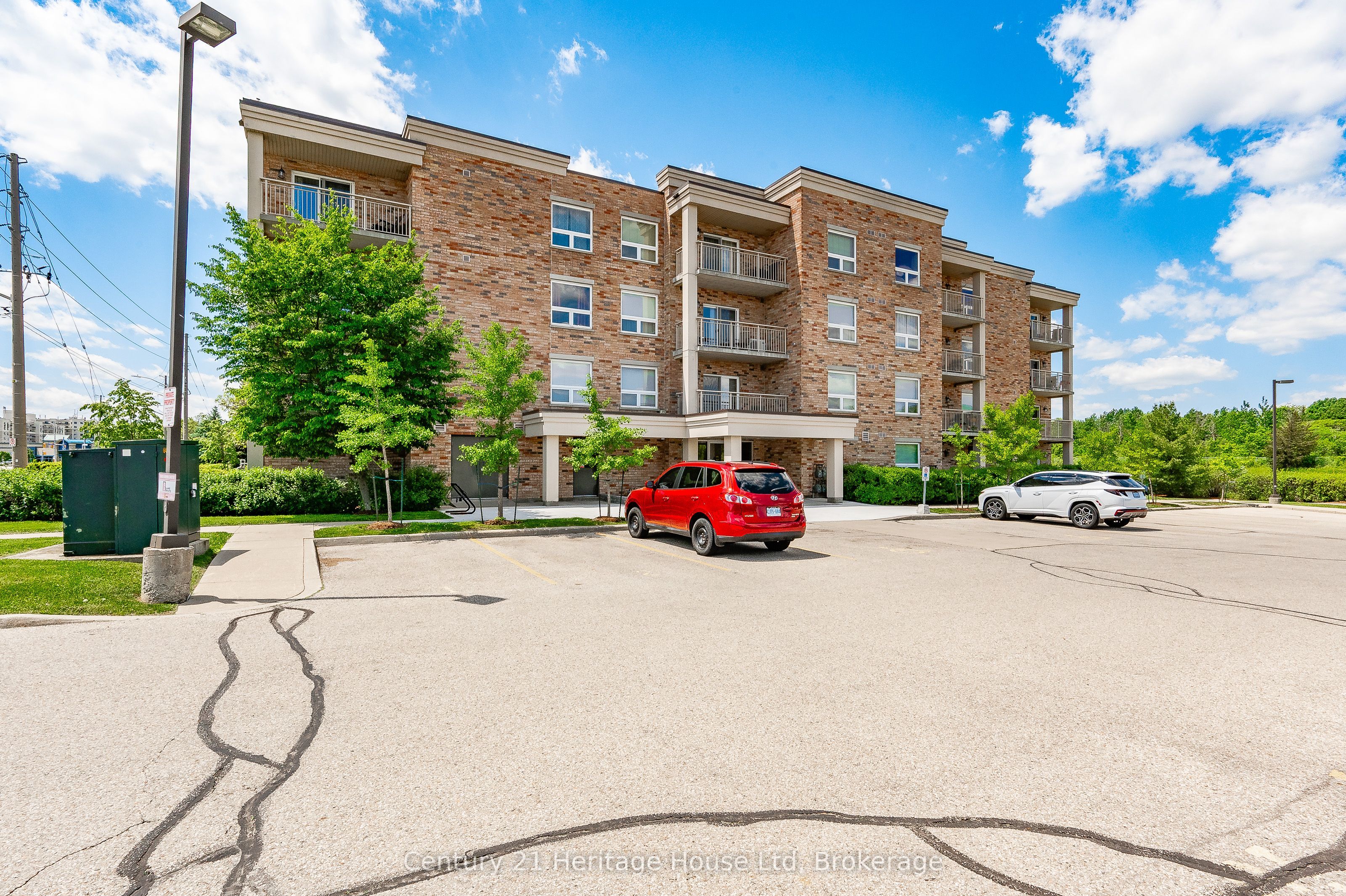 901 Paisley Road 207, Guelph, ON N1K 0A7 photo 3
