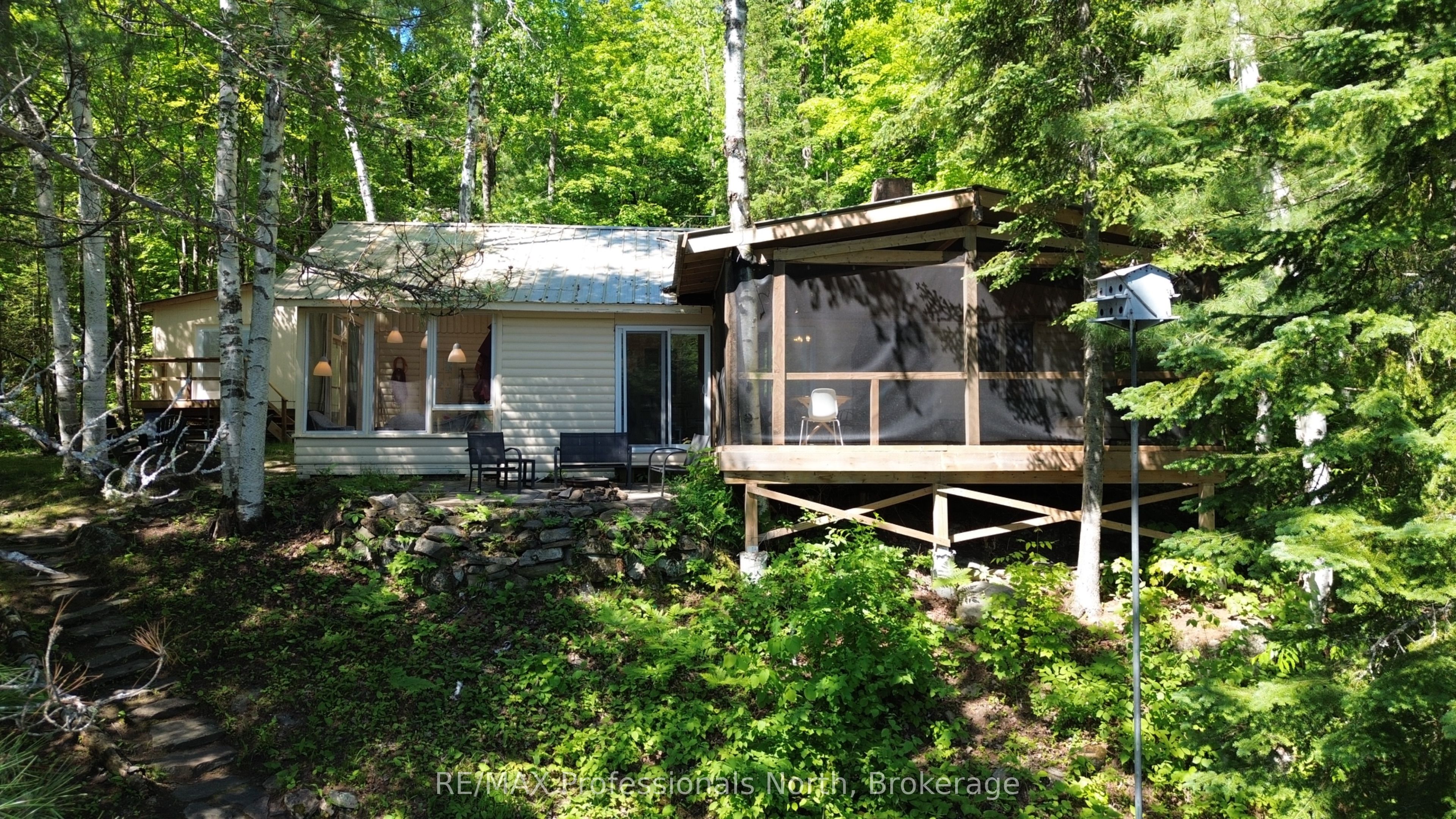 10729 Black Lake WAO, Minden Hills, ON K0M 2L1 photo 4