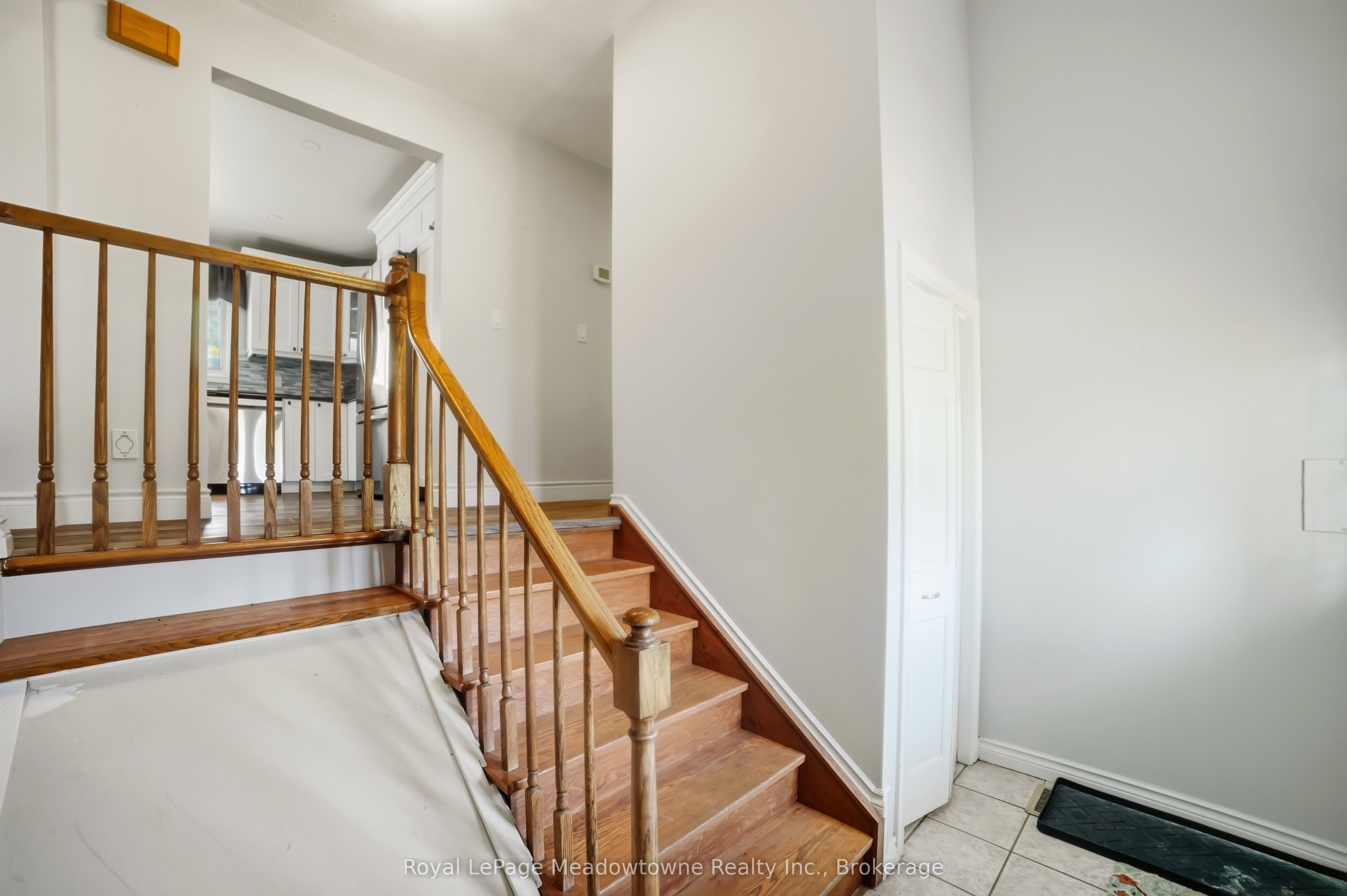 12 Huntsman Gate, Hamilton, ON L8N 2Z7 photo 3