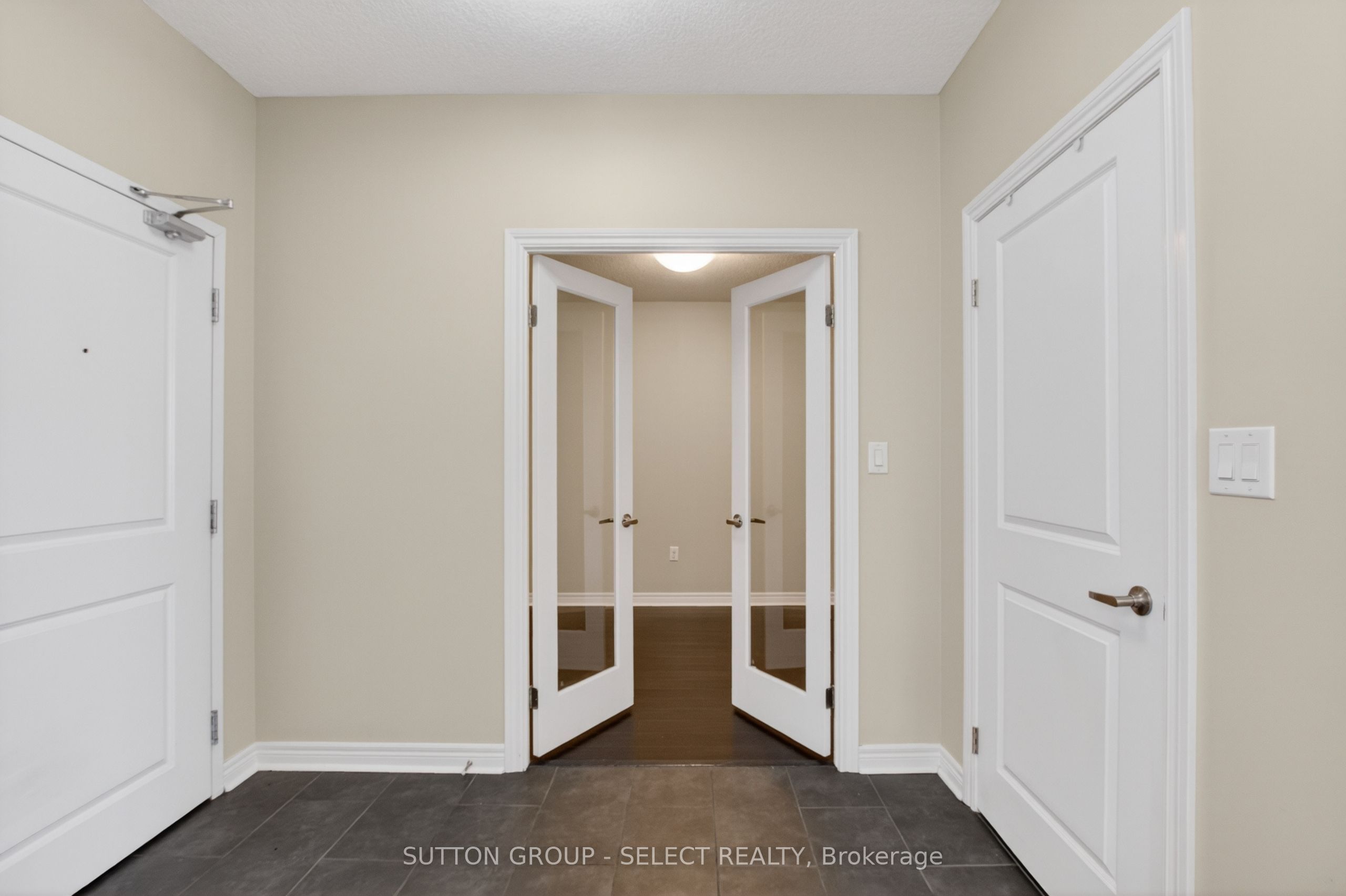 330 Ridout Street N 1705, London East, ON N6C 3Z3 photo 3