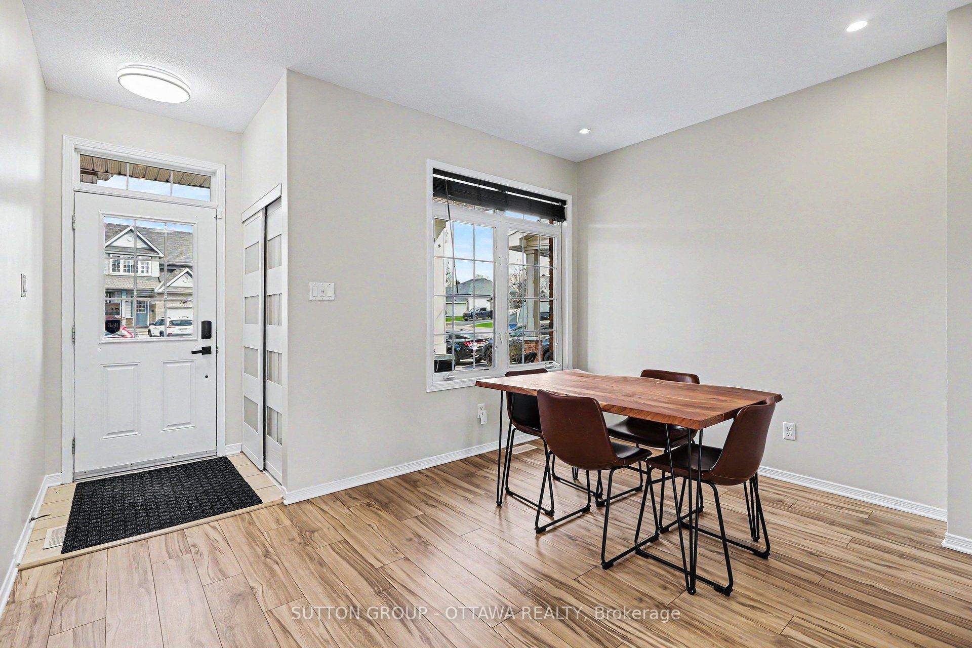 405 Crystal Court, Clarence-Rockland, ON K4K 0A1 photo 2