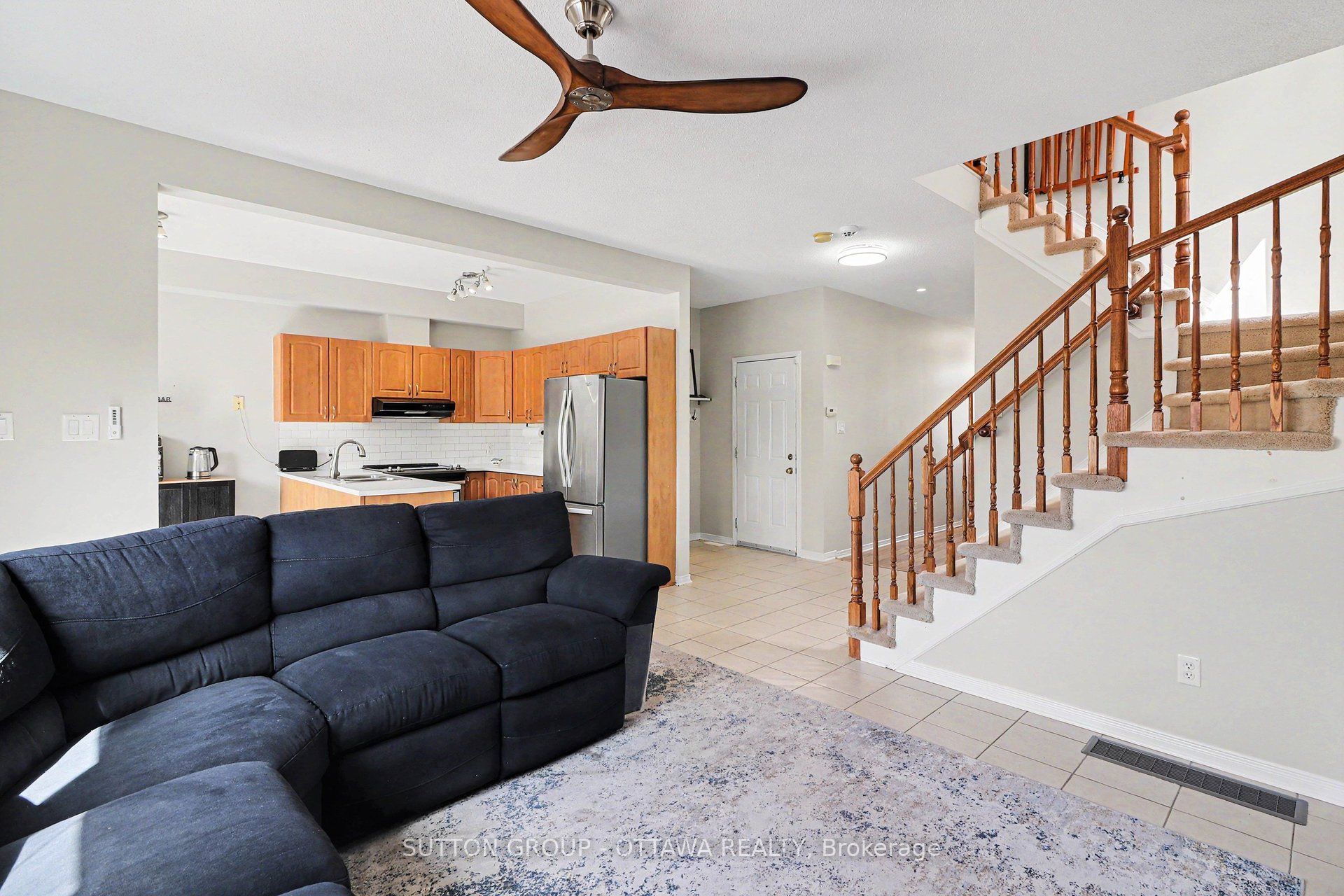 405 Crystal Court, Clarence-Rockland, ON K4K 0A1 photo 3