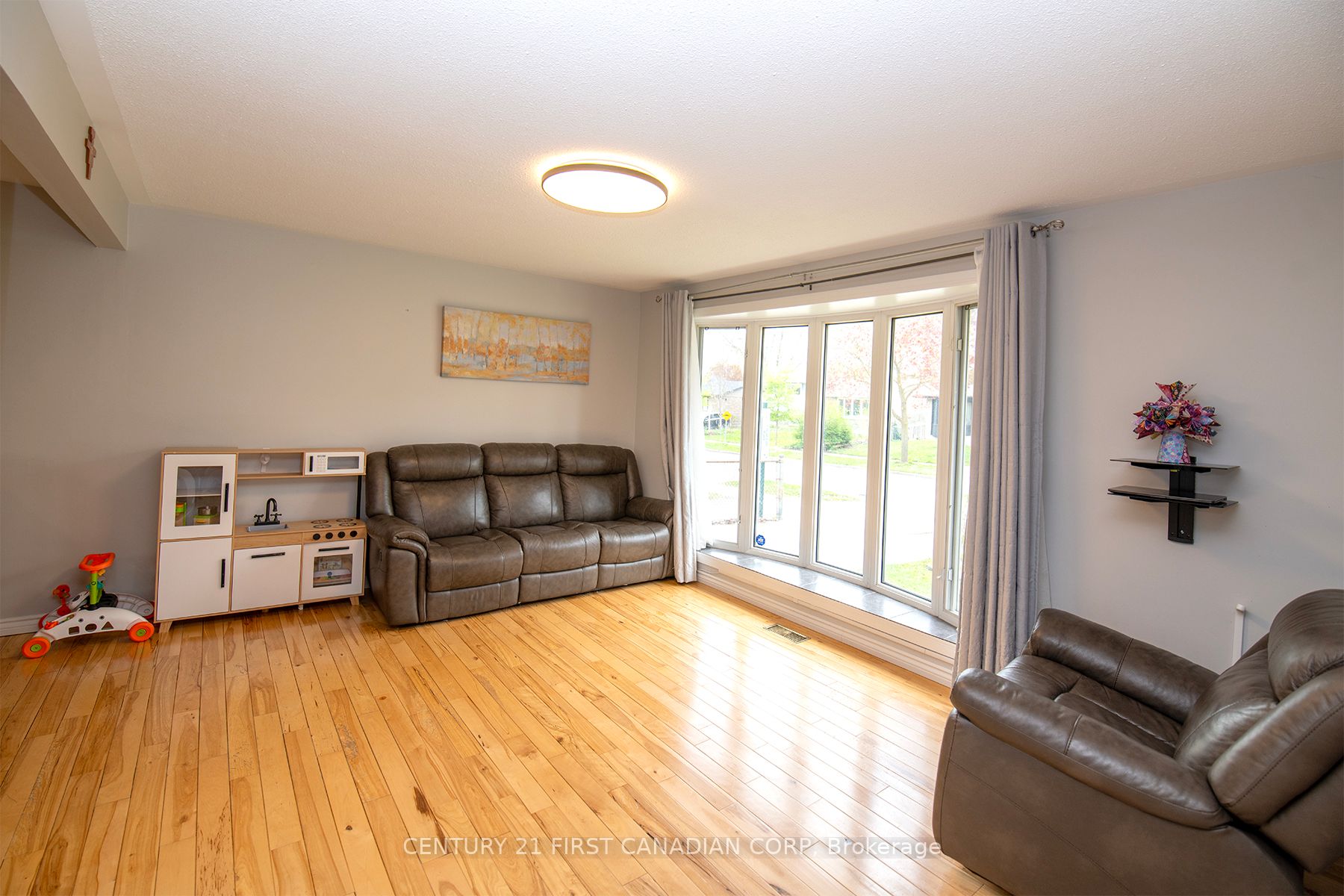 808 Dulaney Drive, London South, ON N6C 3W4 photo 5