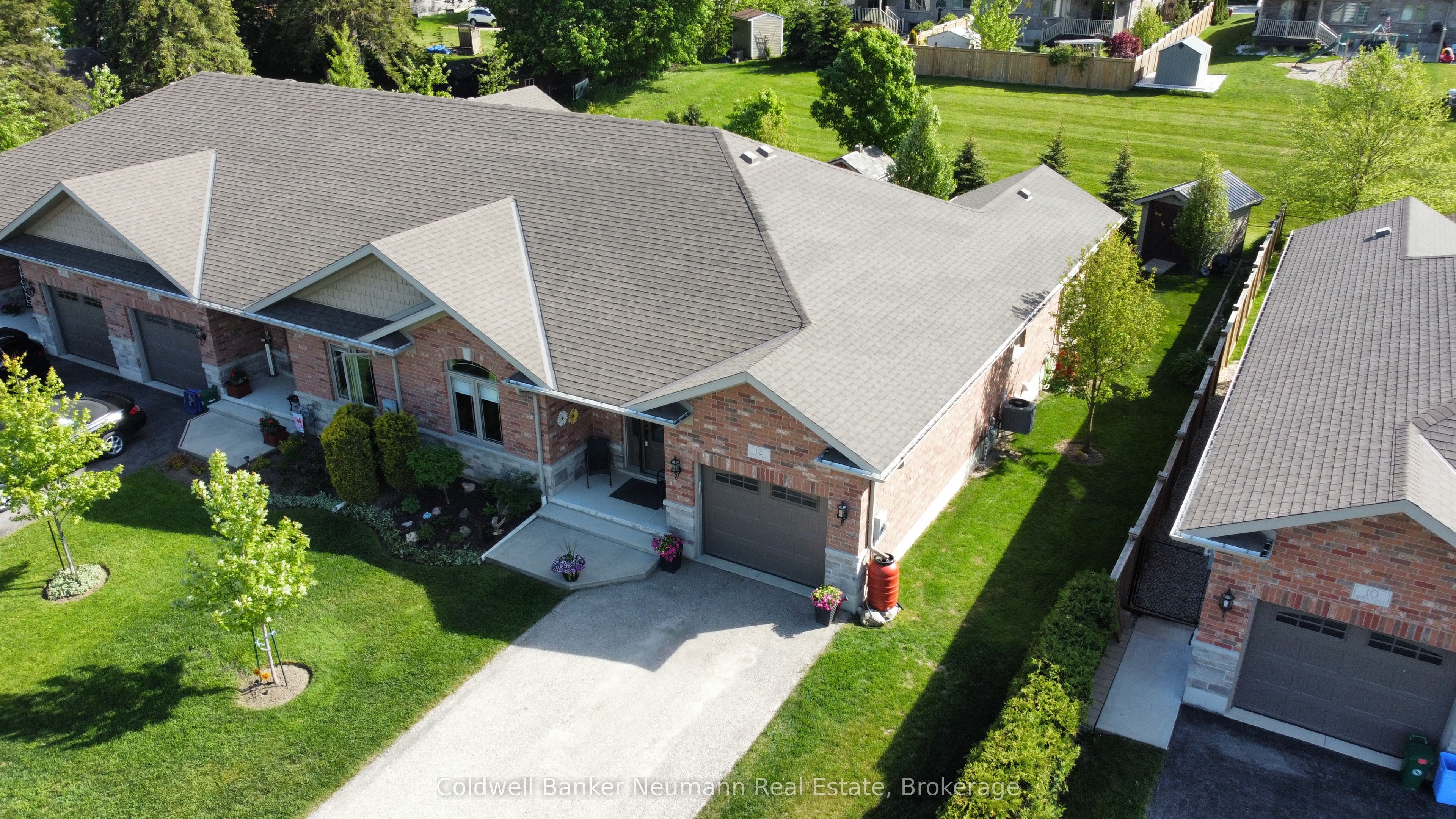 12 Brown Street S, Minto, ON N0G 1M0 photo 4