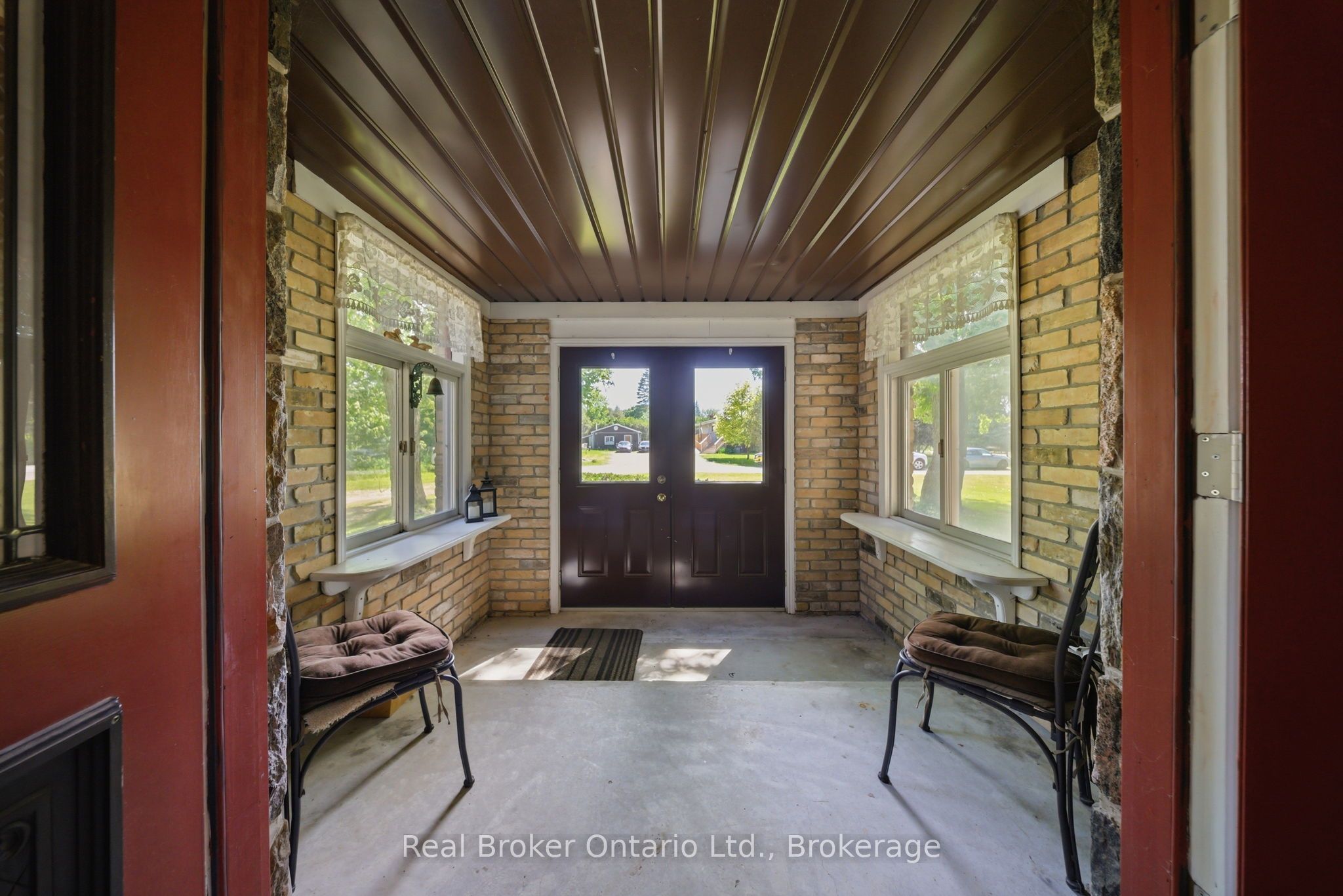 800 Tremaine Avenue S, North Perth, ON N4W 3G9 photo 5