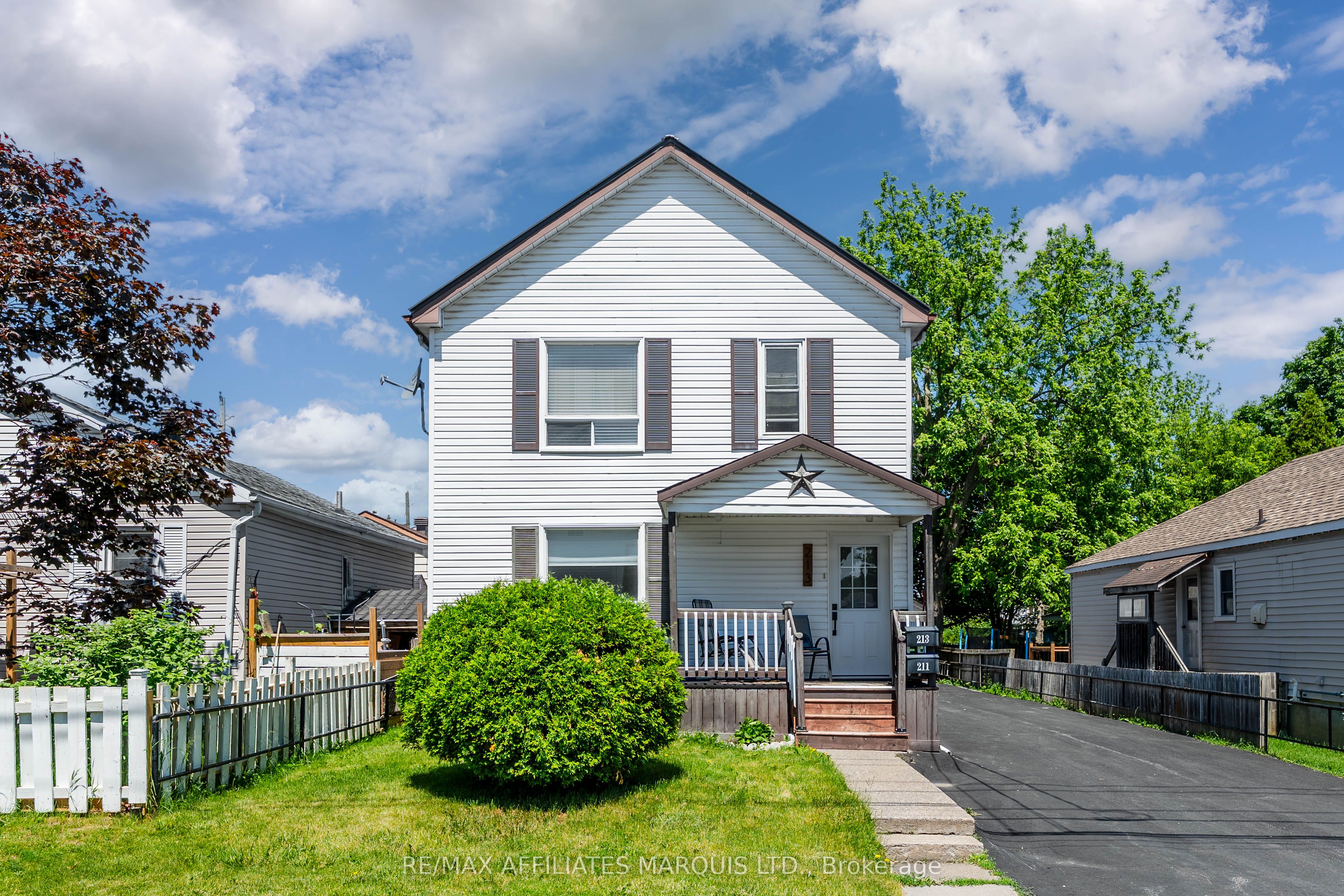 213 8th Street E, Cornwall, ON K6H 2S6 photo 2