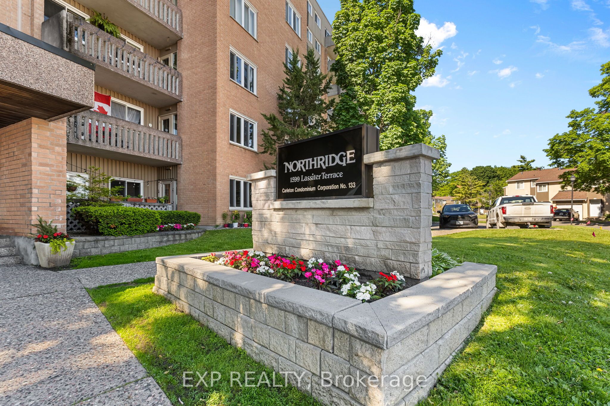 1599 Lassiter Terrace 215, Beacon Hill North - South and Area, ON K1J 8R6