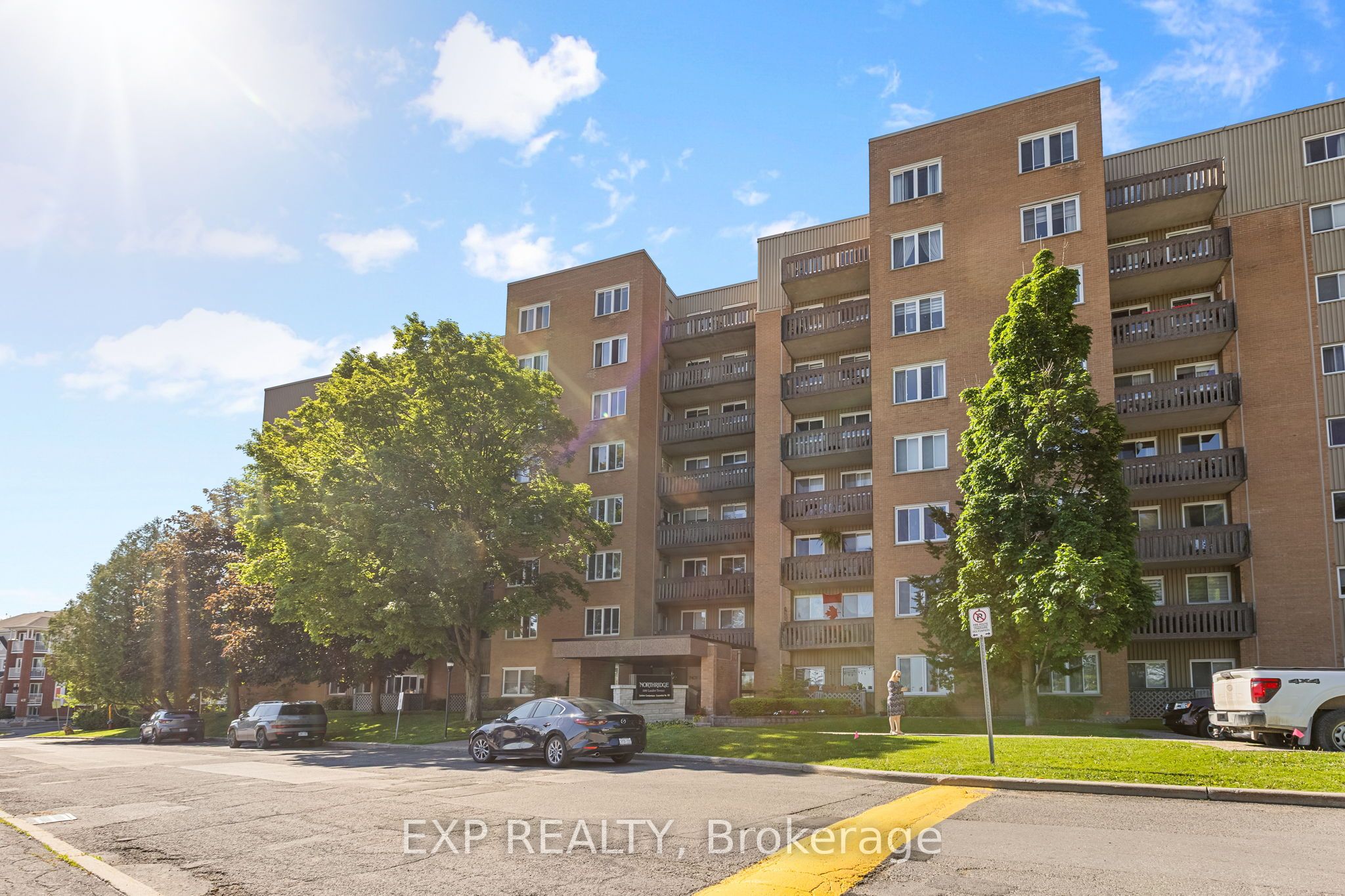 1599 Lassiter Terrace 215, Beacon Hill North - South and Area, ON K1J 8R6 photo 2