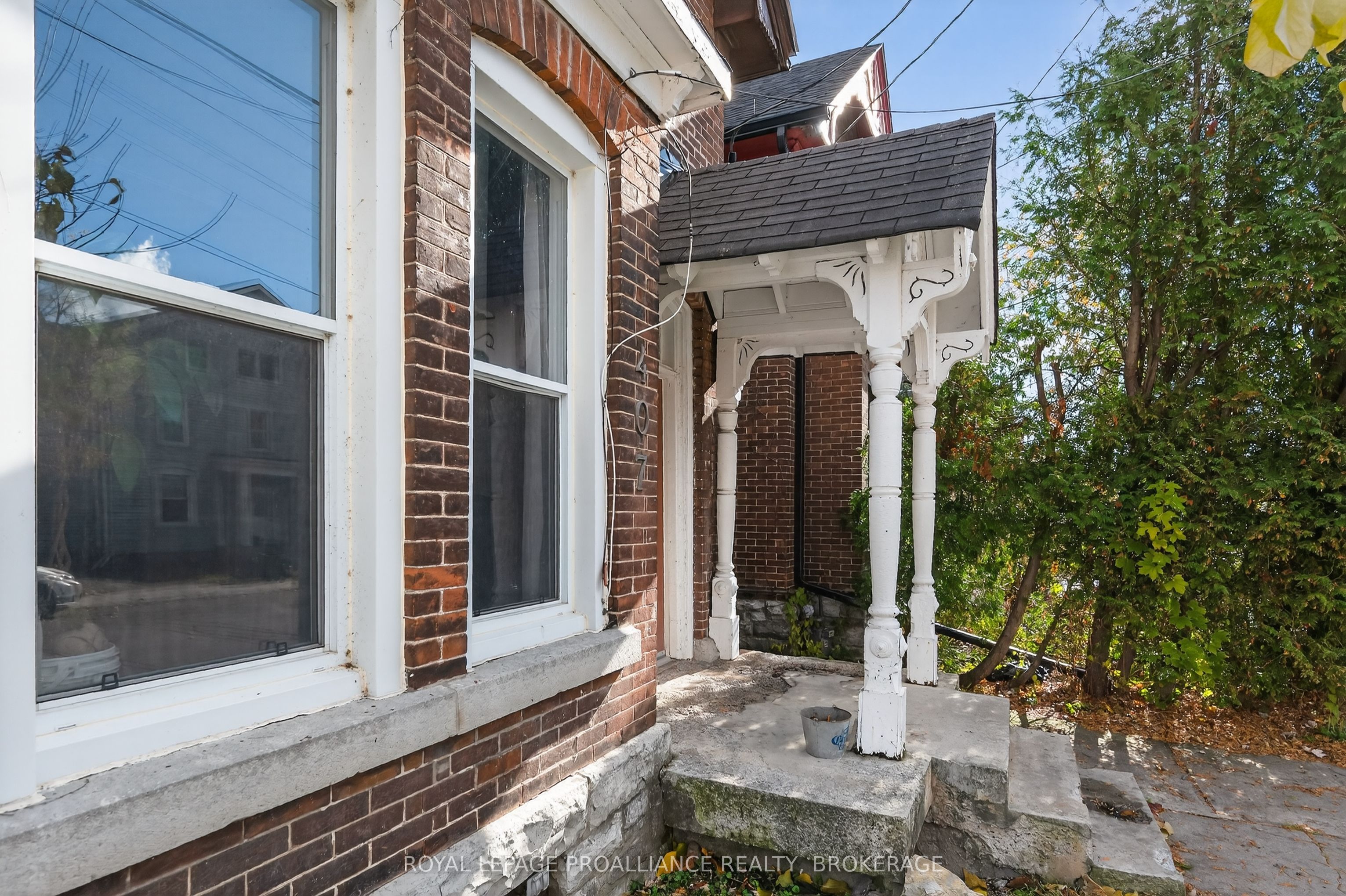 407 Bagot Street 1, Kingston, ON K7K 3C1 photo 3