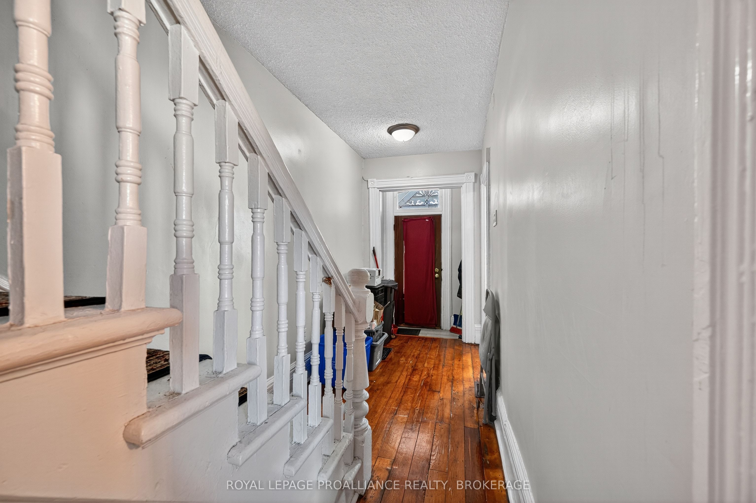 407 Bagot Street 1, Kingston, ON K7K 3C1 photo 5