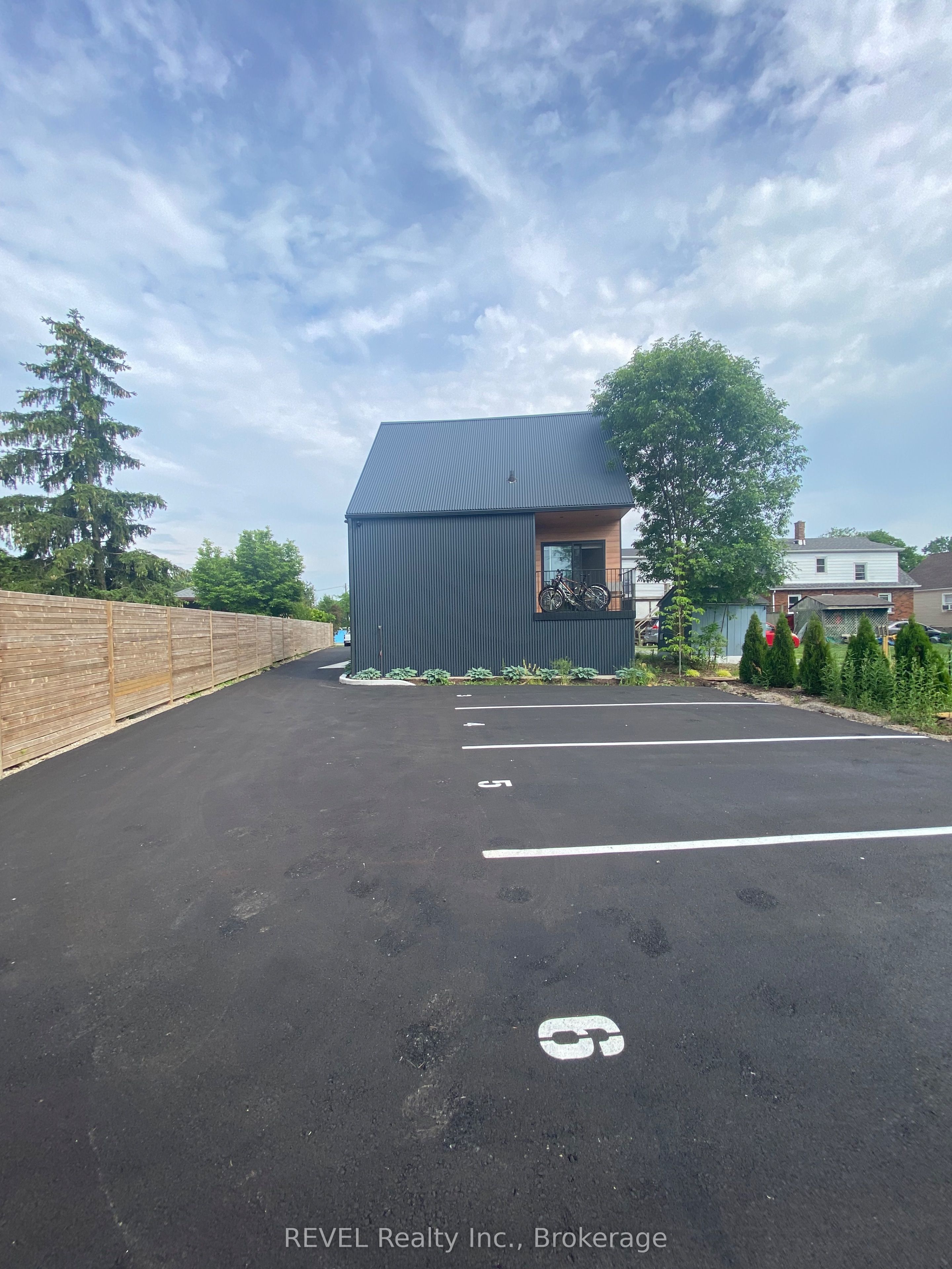 5361 Valley Way Unit 3, Niagara Falls, ON L2E 1X5 photo 5