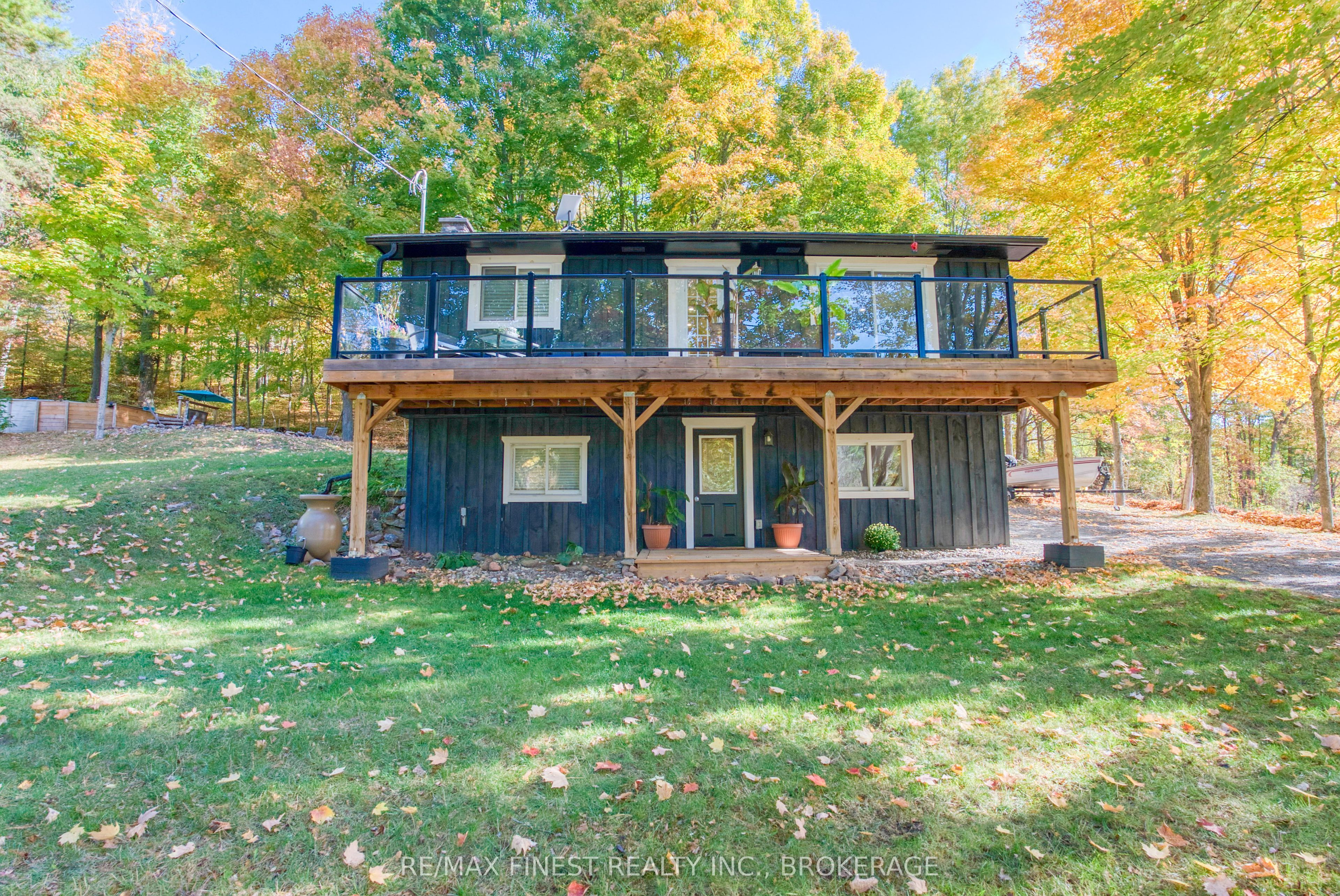 10874 Canoe Lake Road, Frontenac, ON K0H 2V0 photo 2
