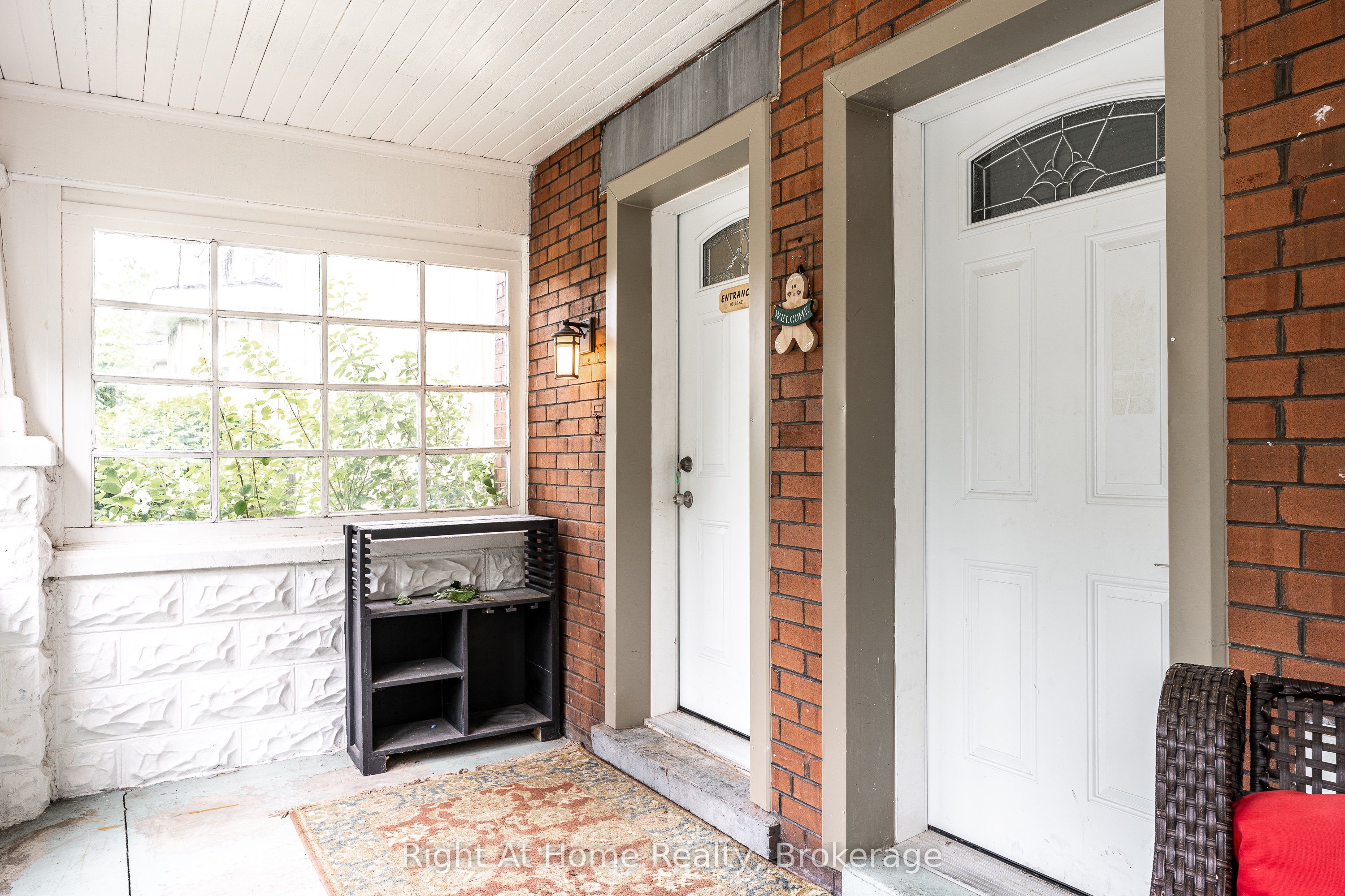 40 Douro Street, Stratford, ON N5A 3R3 photo 4