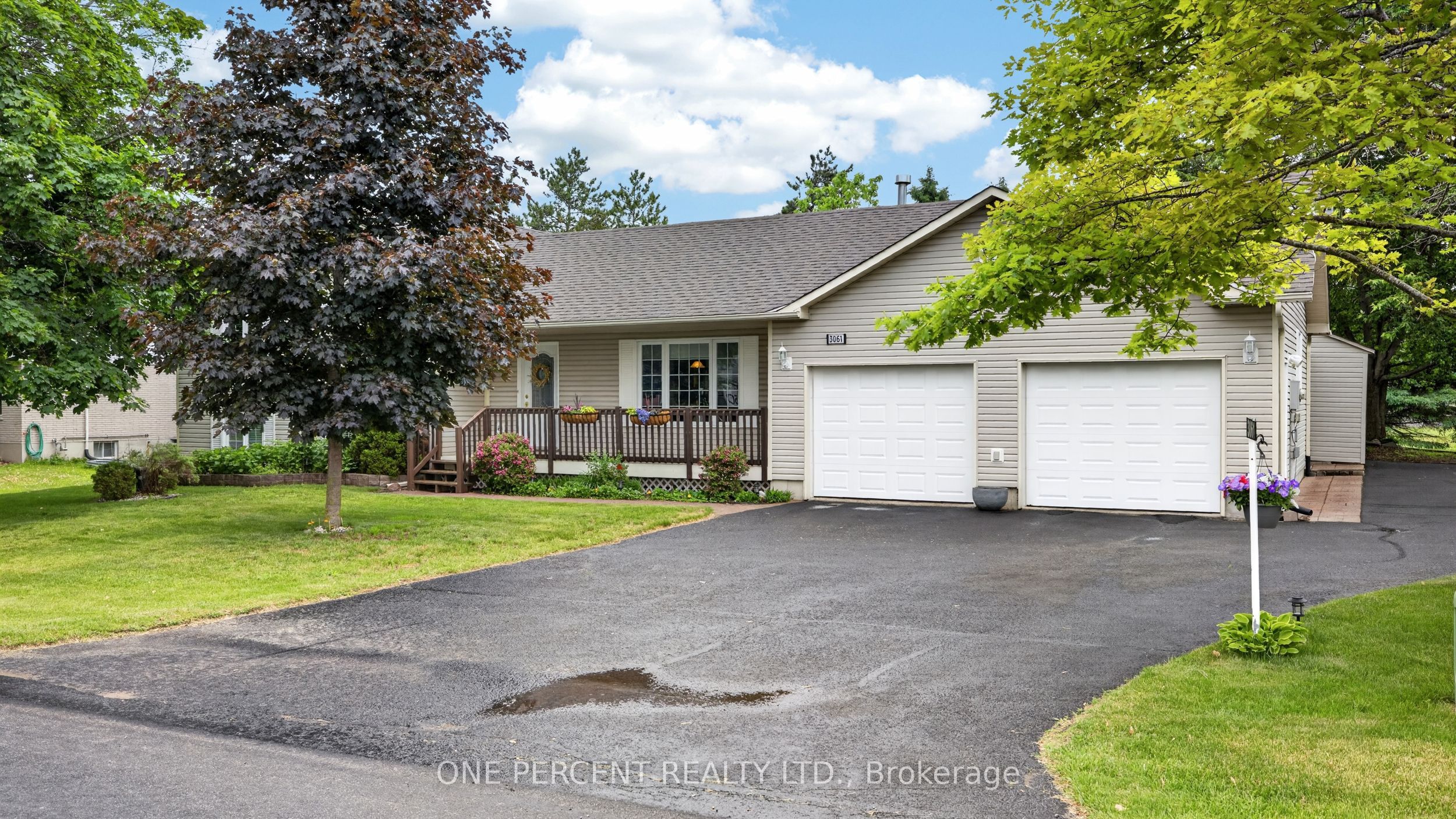 3061 Bridge Street, North Dundas, ON K0E 1W0 photo 2