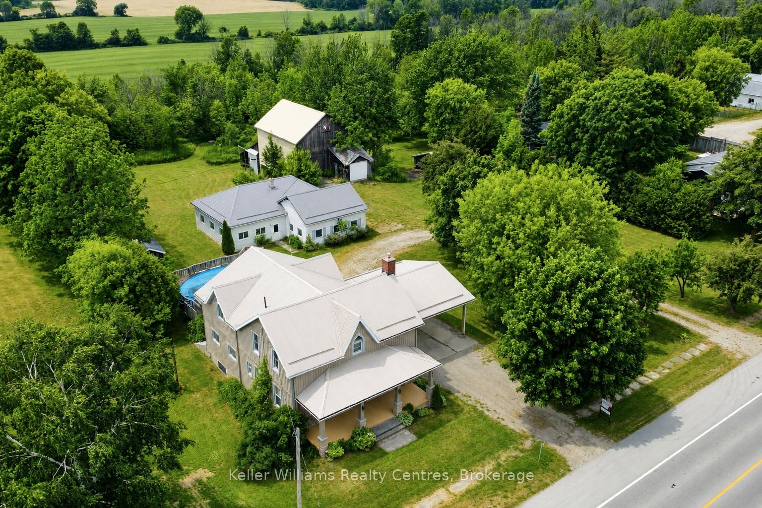 50/52 Main Street N, Brockton, ON N0G 1S0
