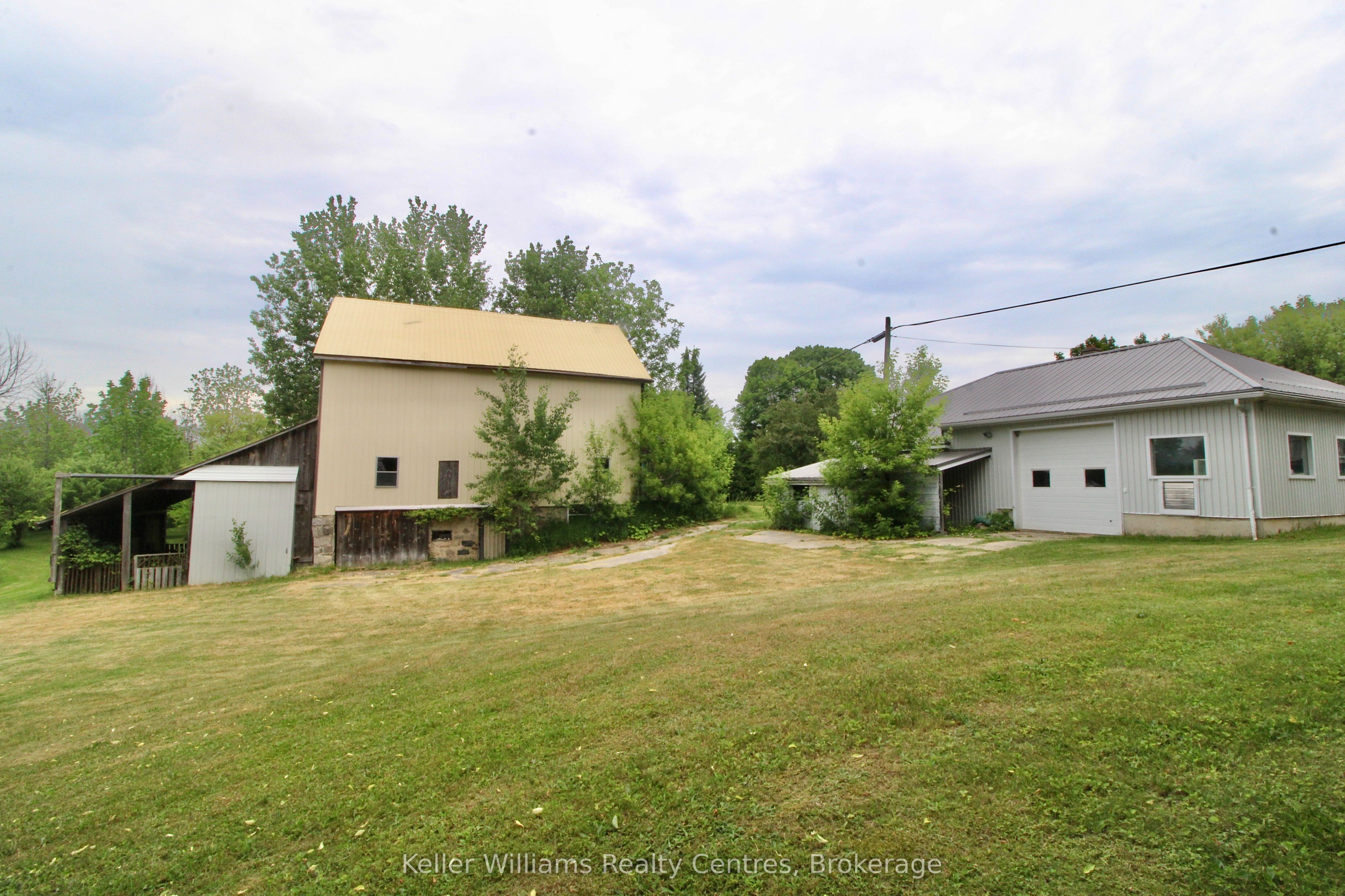50/52 Main Street N, Brockton, ON N0G 1S0 photo 4