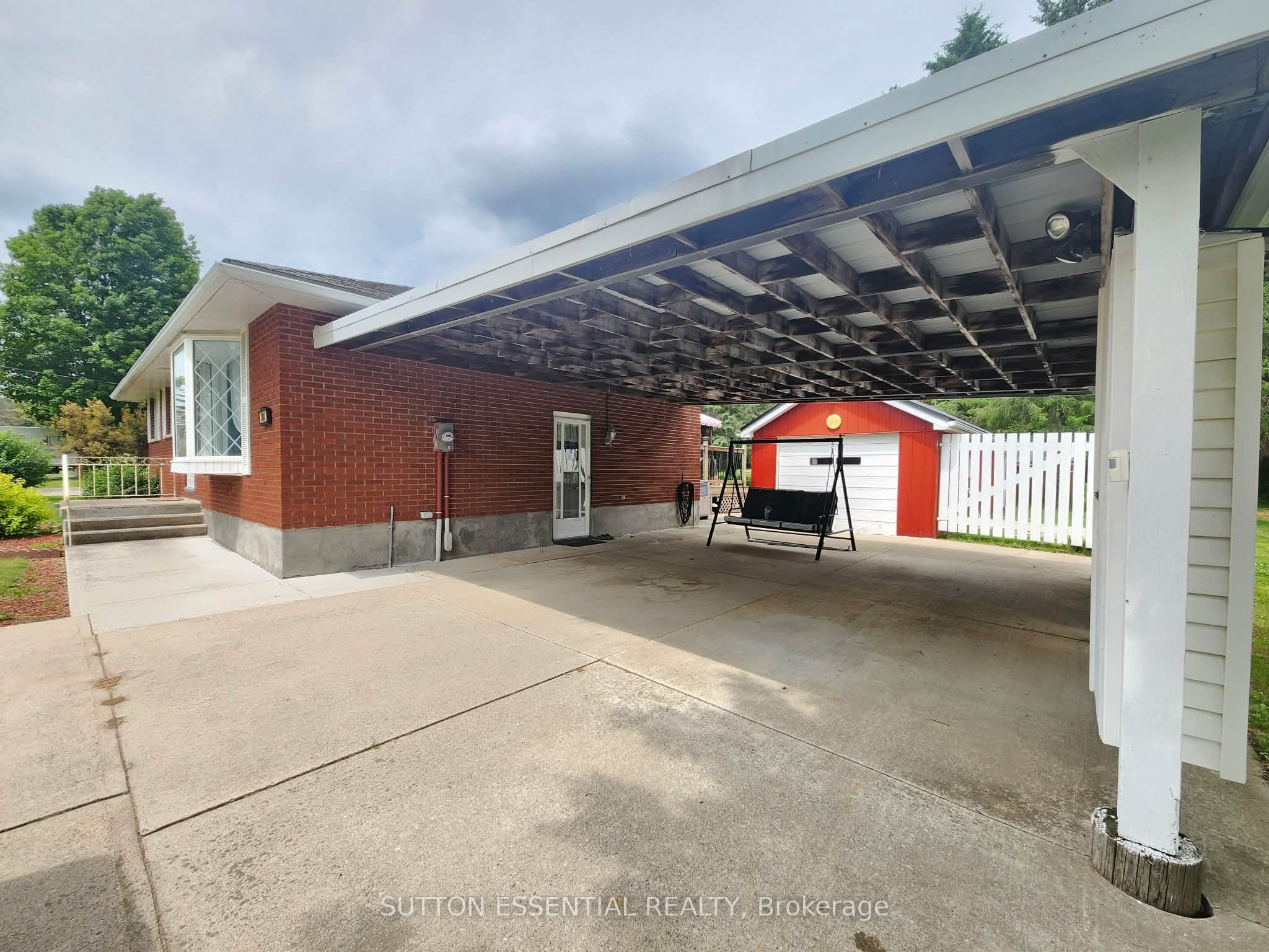 3081 County 29 Road, Elizabethtown-Kitley, ON K6V 5T4 photo 2