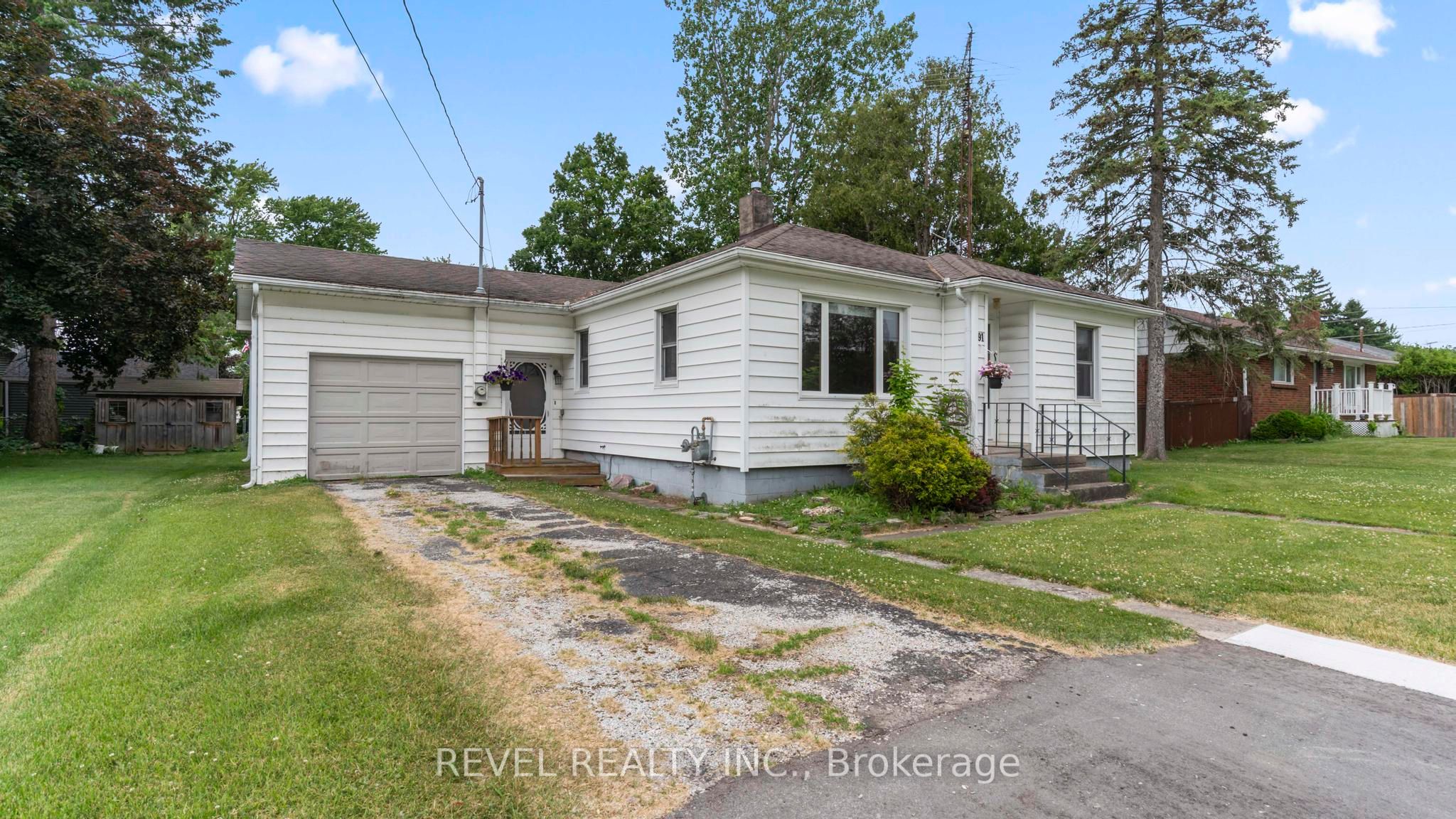 91 Lamila Street, Chatham-Kent, ON N0P 2K0 photo 2