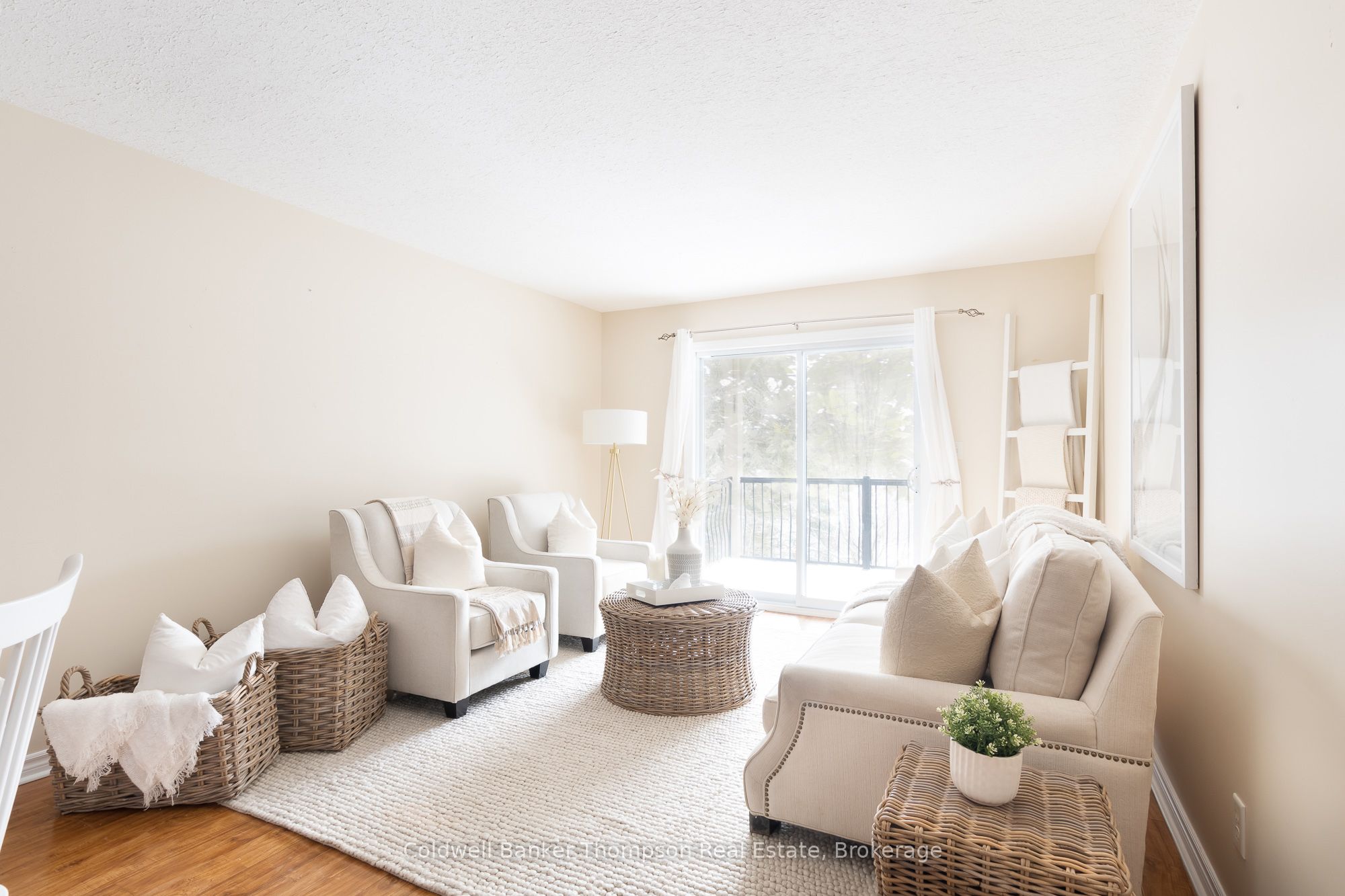 4 Legacy Lane 203, Huntsville, ON P1H 2R2