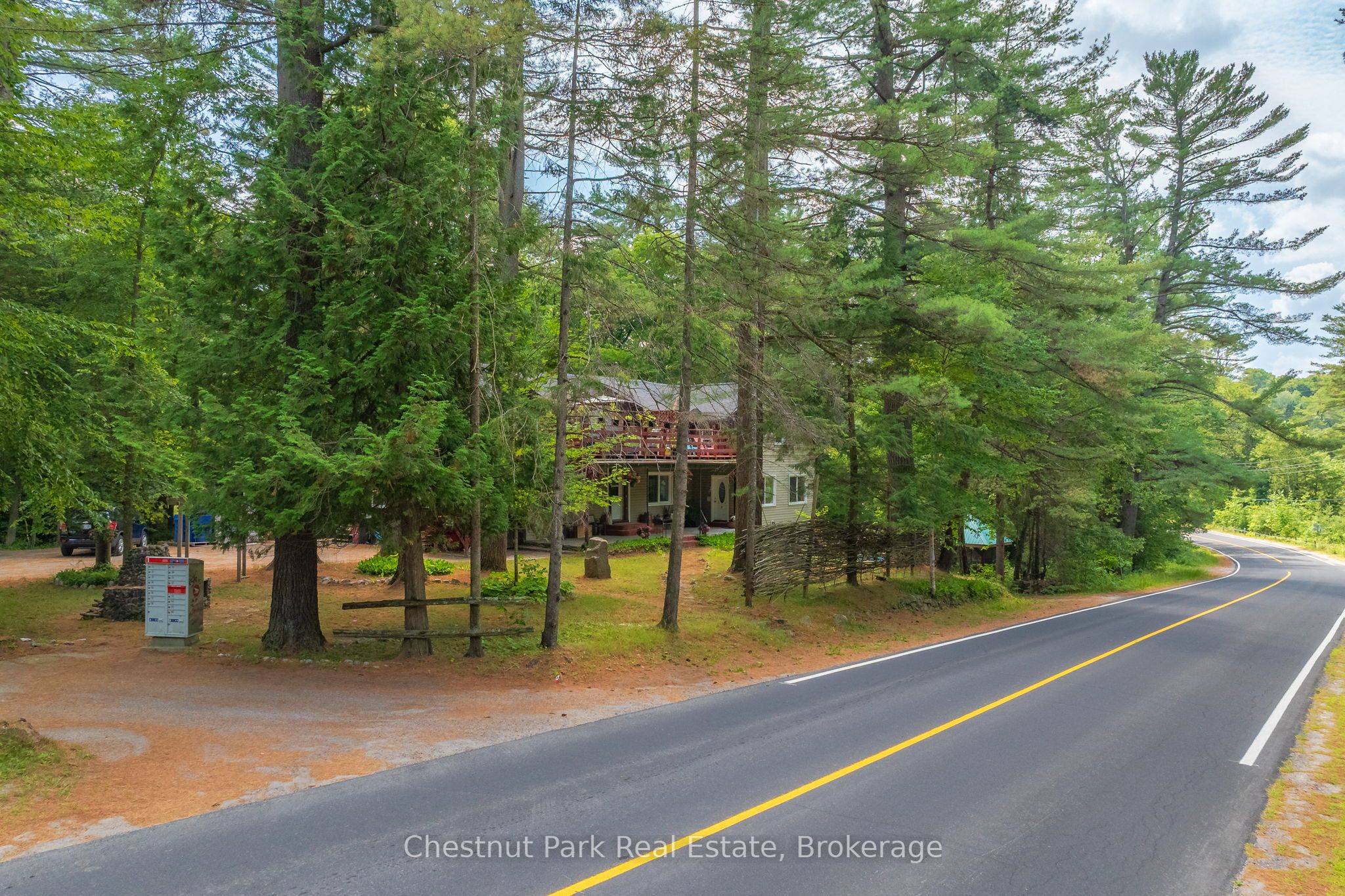 869 Muskoka Road 10, Huntsville, ON P0B 1L0 photo 3