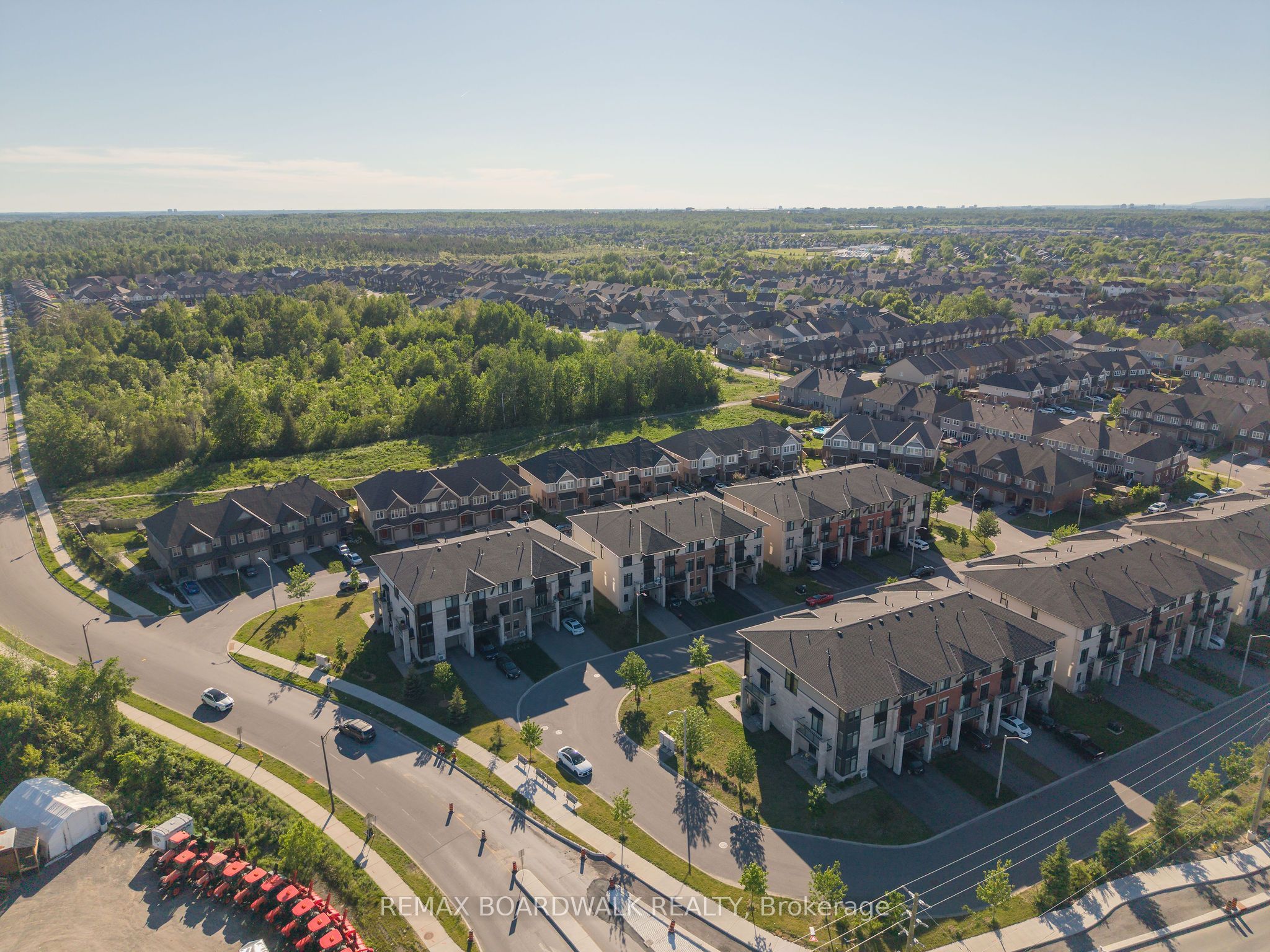 543 LABRADOR Crescent, Blossom Park - Airport and Area, ON K1T 0R4 photo 4