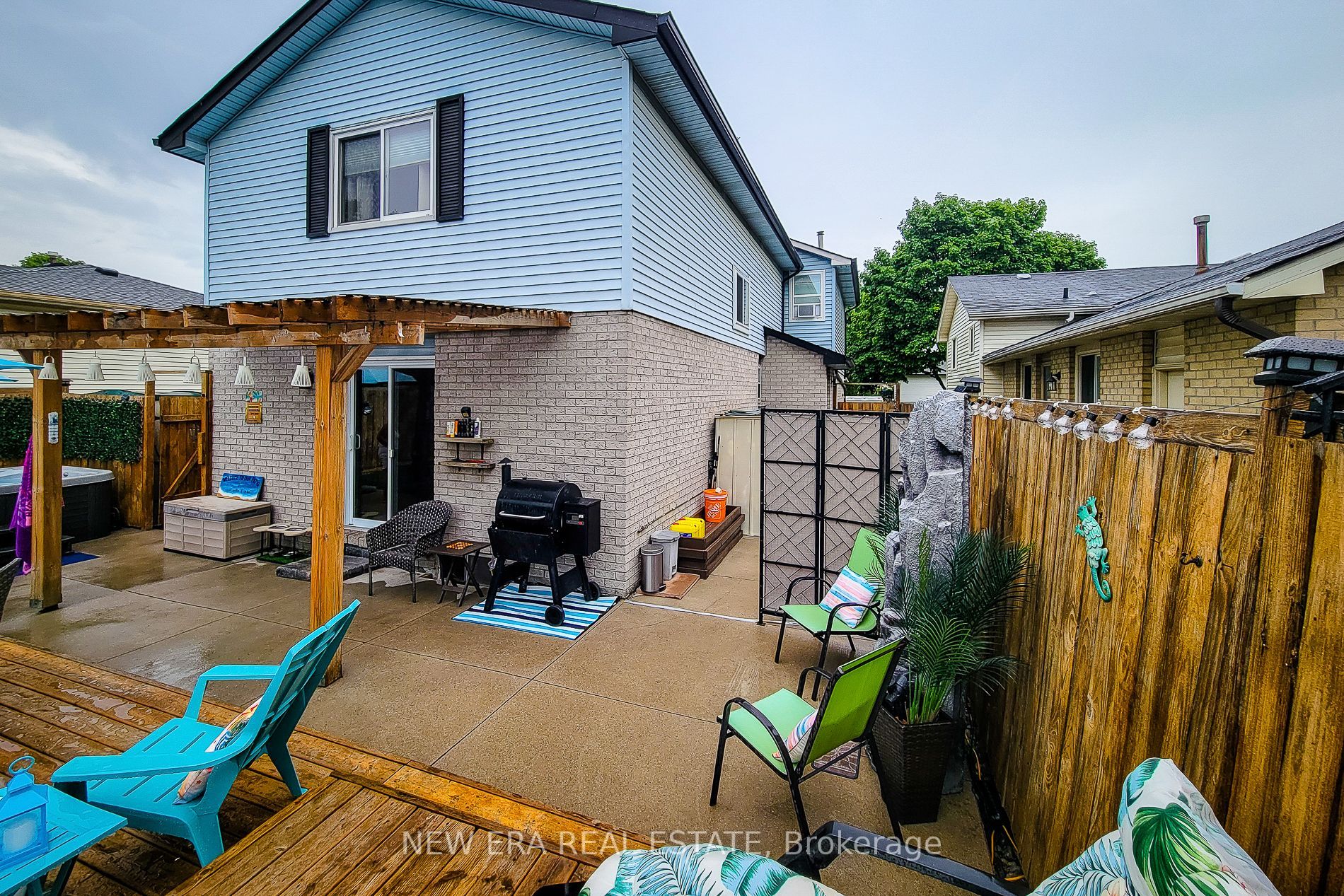 8 Dalton Gate, Hamilton, ON L8J 1Z4 photo 3