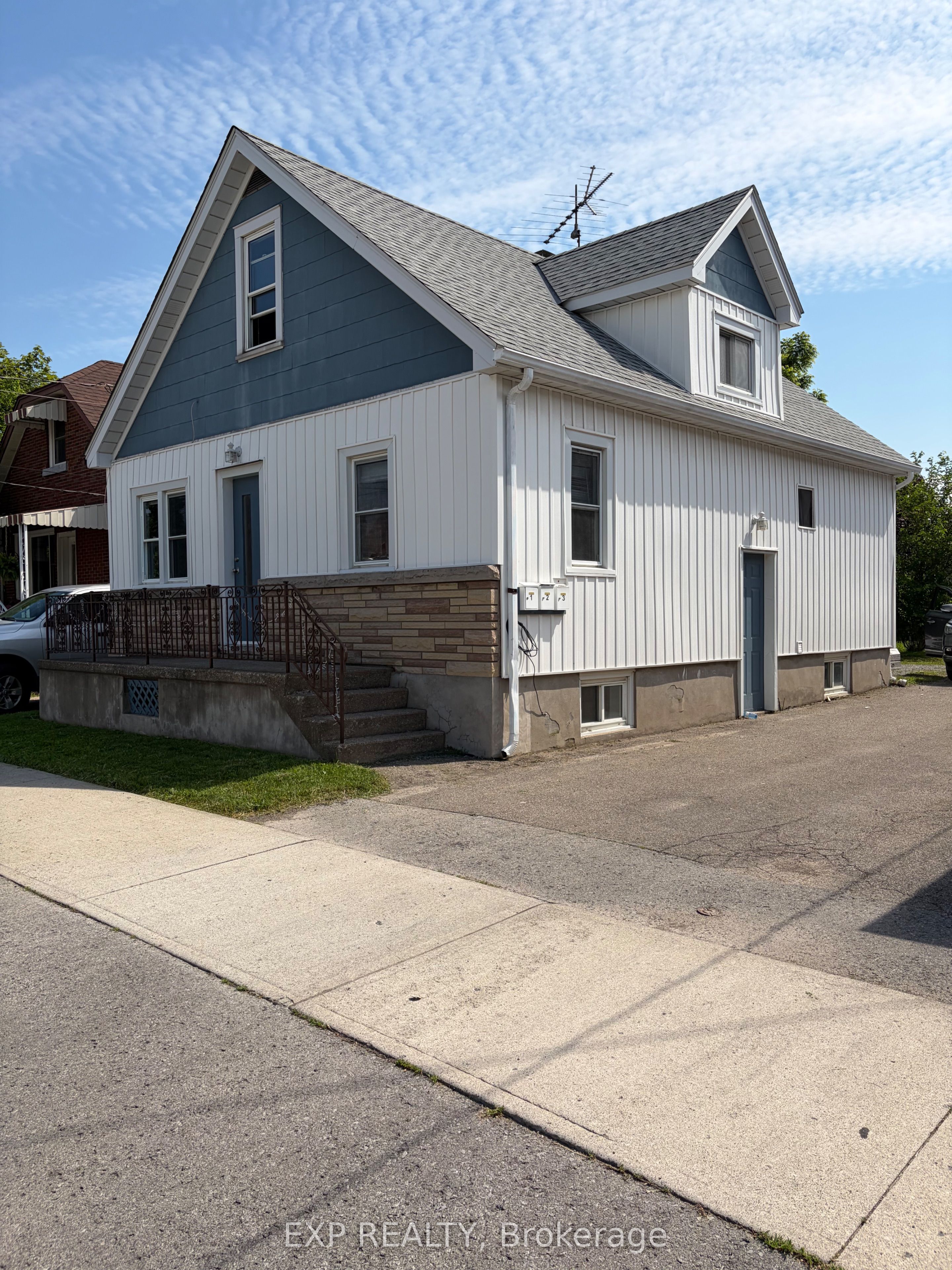 36 Brighton Avenue, St. Catharines, ON L2M 5S7 photo 2