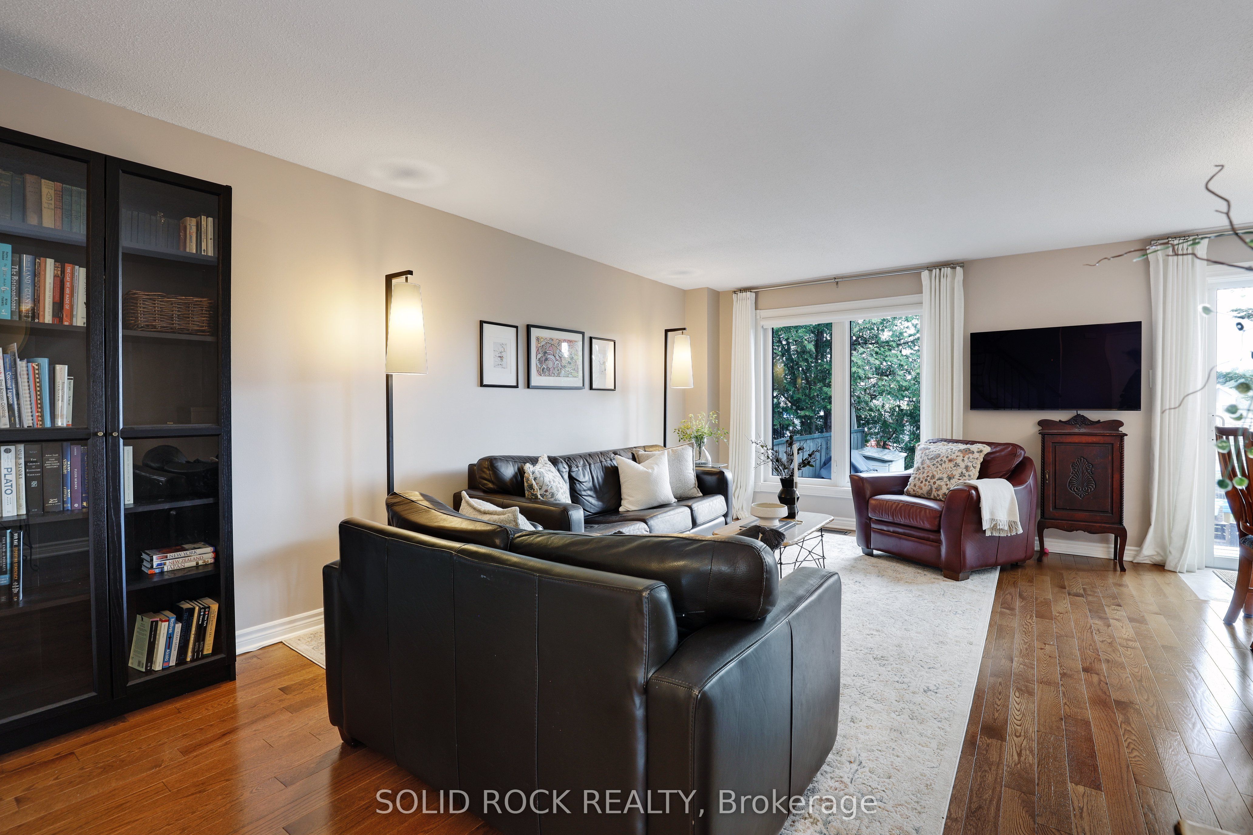 97 Beachview Private, Billings Bridge - Riverside Park and Area, ON K1V 1M7 photo 5
