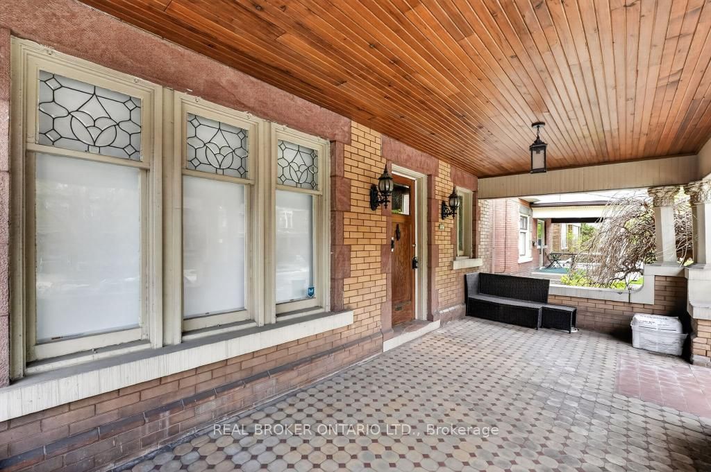 137 Sherman Avenue S, Hamilton, ON L8M 2R1 photo 4