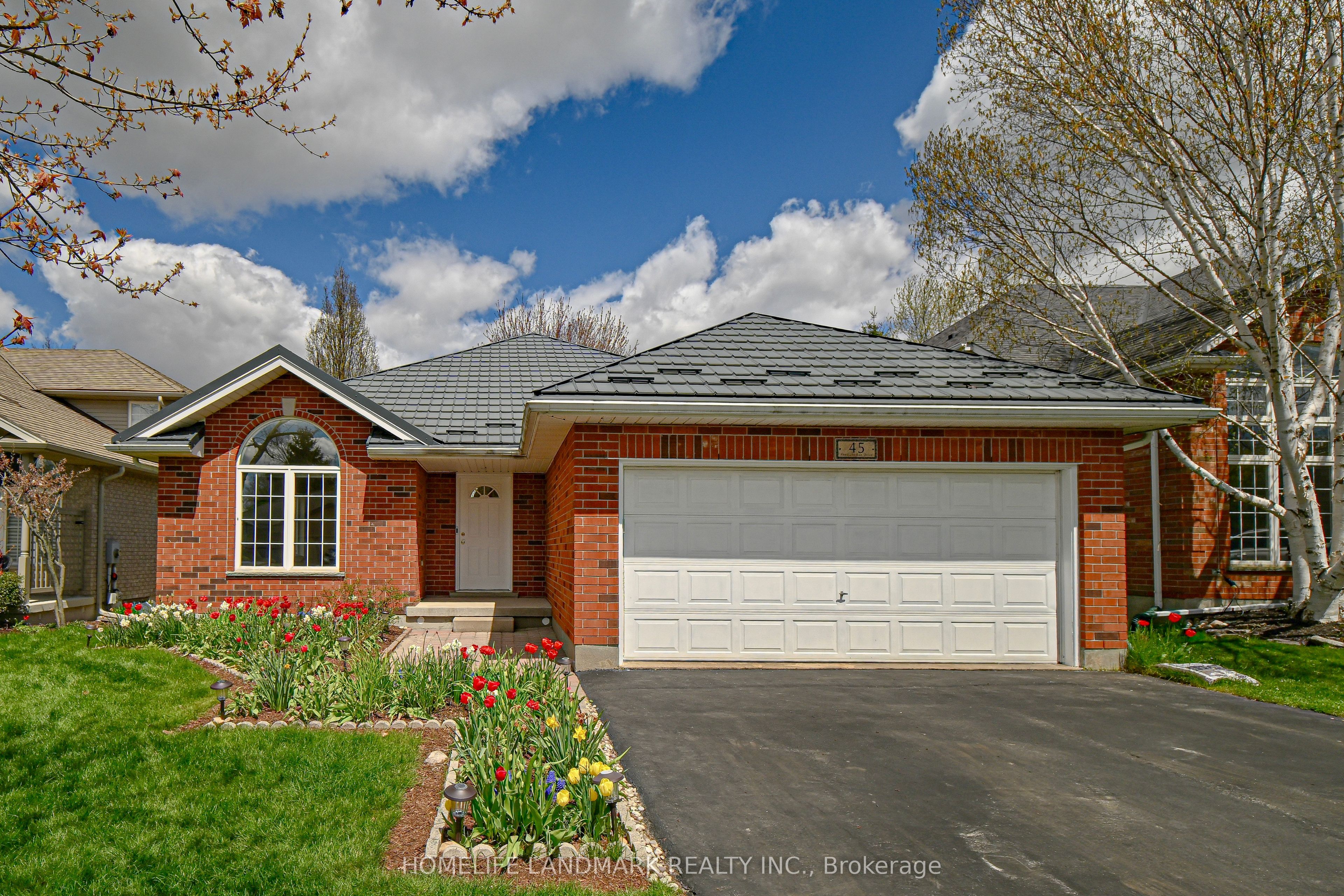 45 Pheasant Run Drive, Guelph, ON N1C 1E7 photo 2