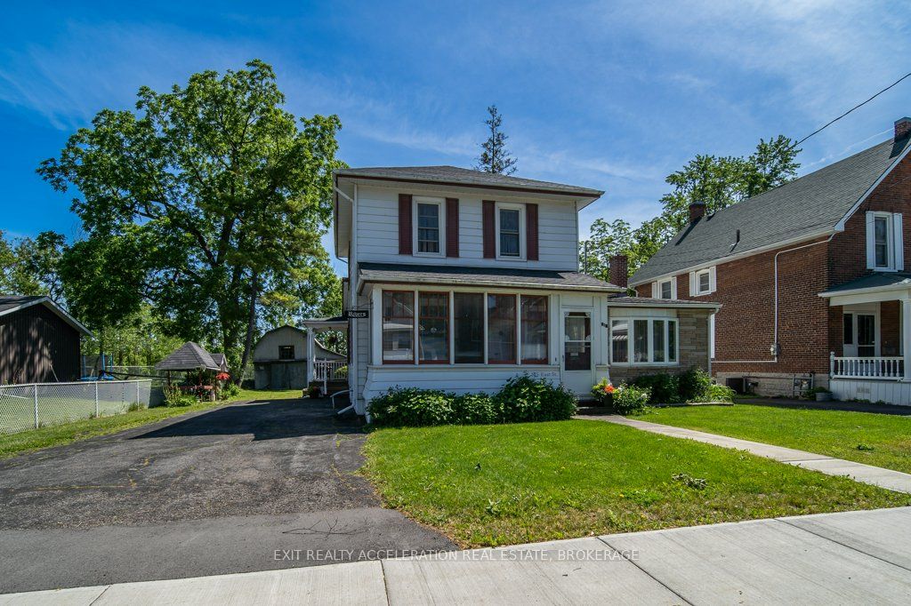 235 East Street, Greater Napanee, ON K7R 1S9 photo 2