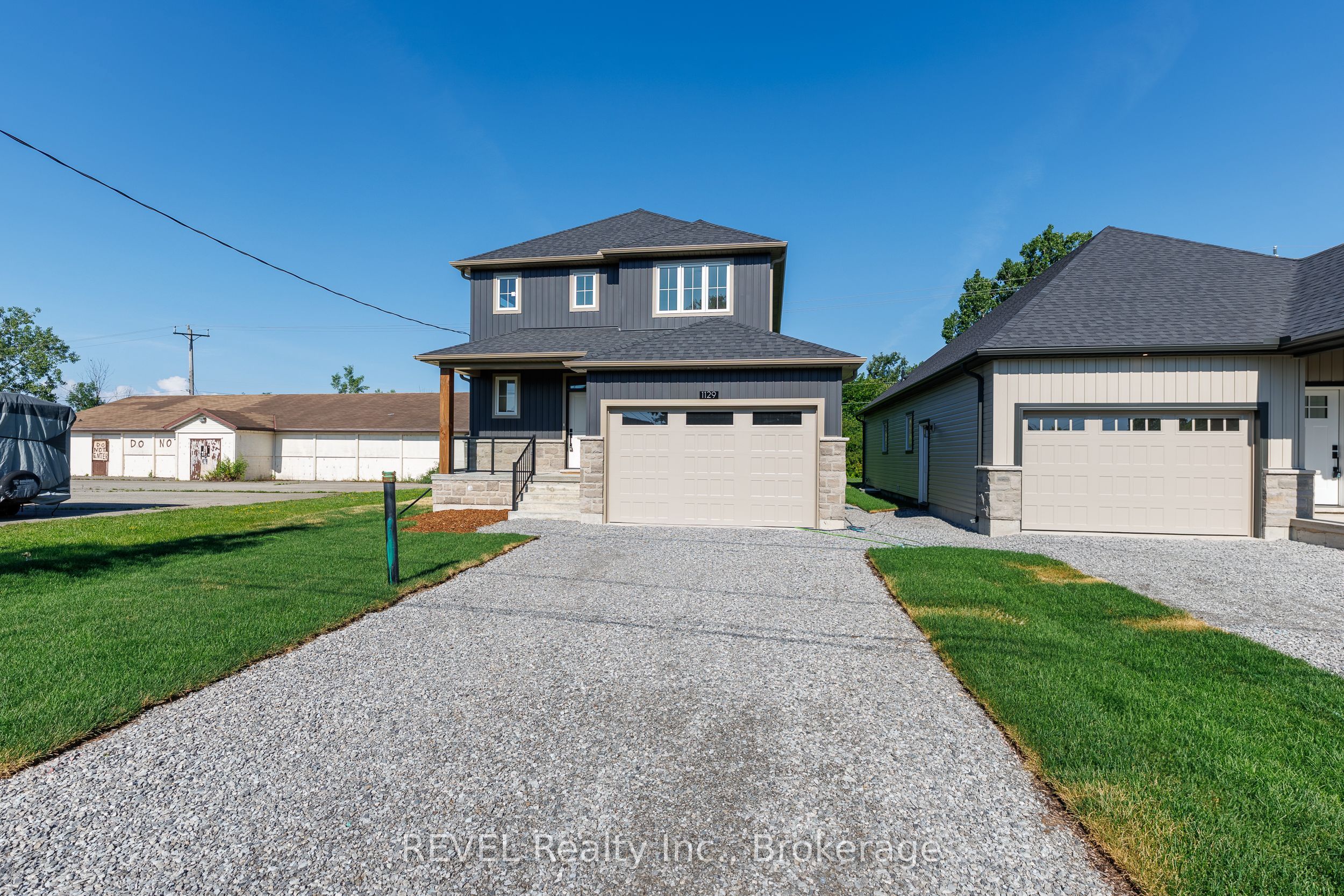 1129 Dipietro Street, Fort Erie, ON L2A 4J4 photo 4