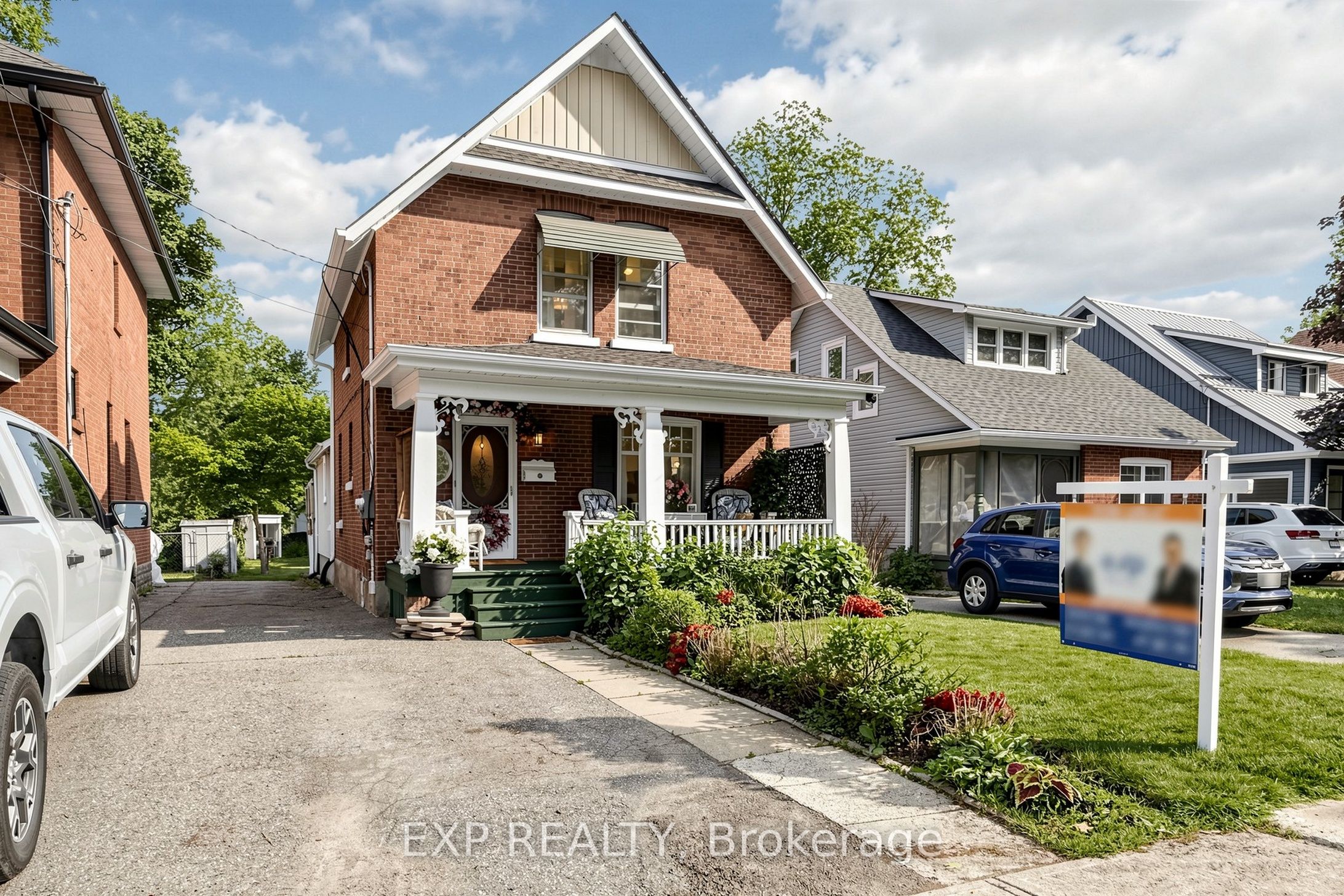 28 Simcoe Street, Kawartha Lakes, ON K9V 2G4 photo 3