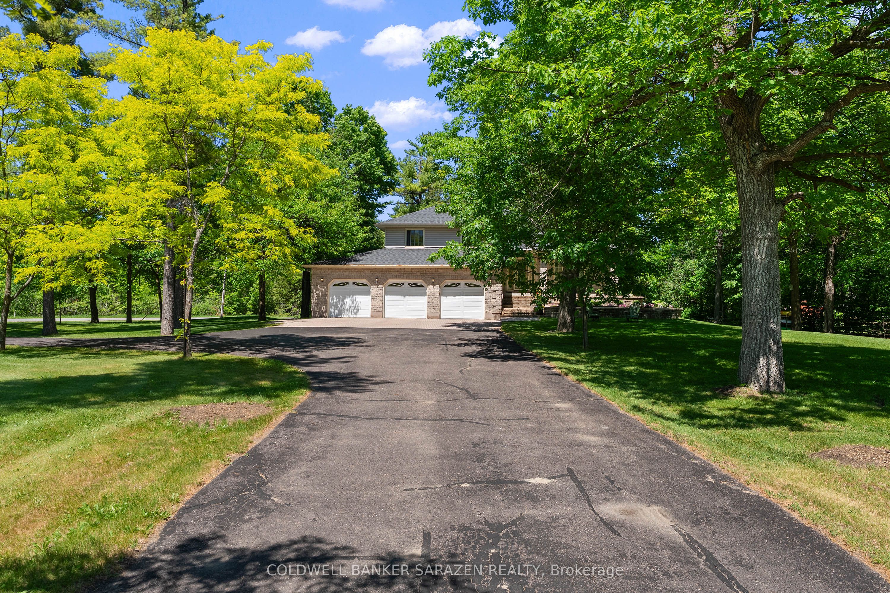 1684 Usborne Street, McNab/Braeside, ON K0A 1G0